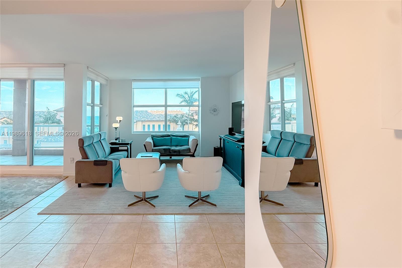 PALMS TOWER ONE CONDO - Residential