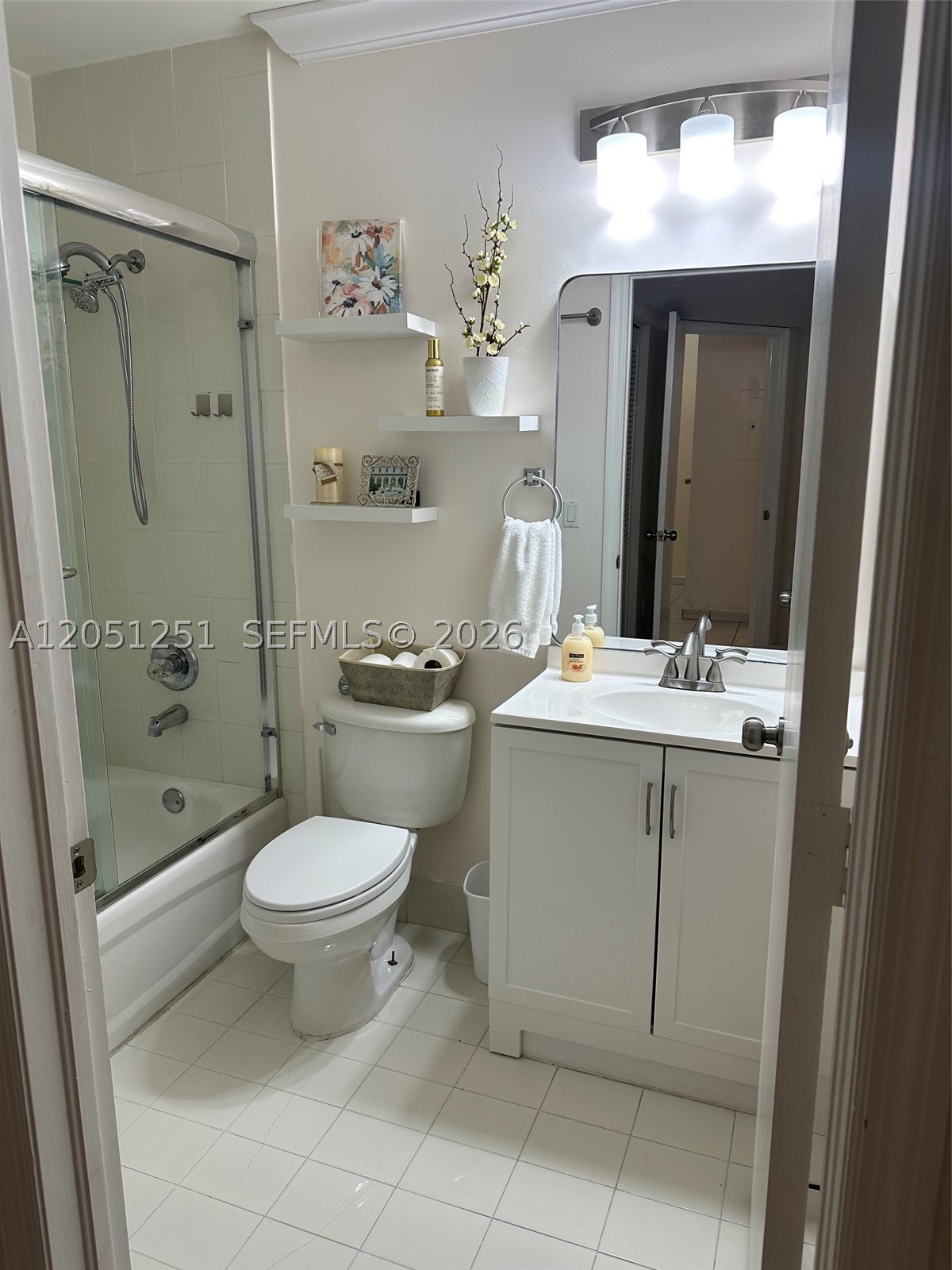LAGO LINDO TOWNVILLAS CON - Residential Lease