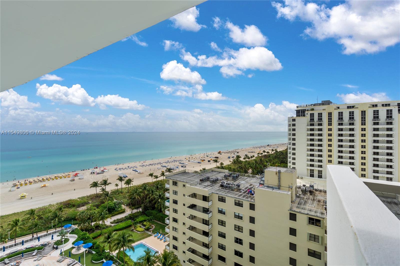 THE DECOPLAGE CONDO - Residential
