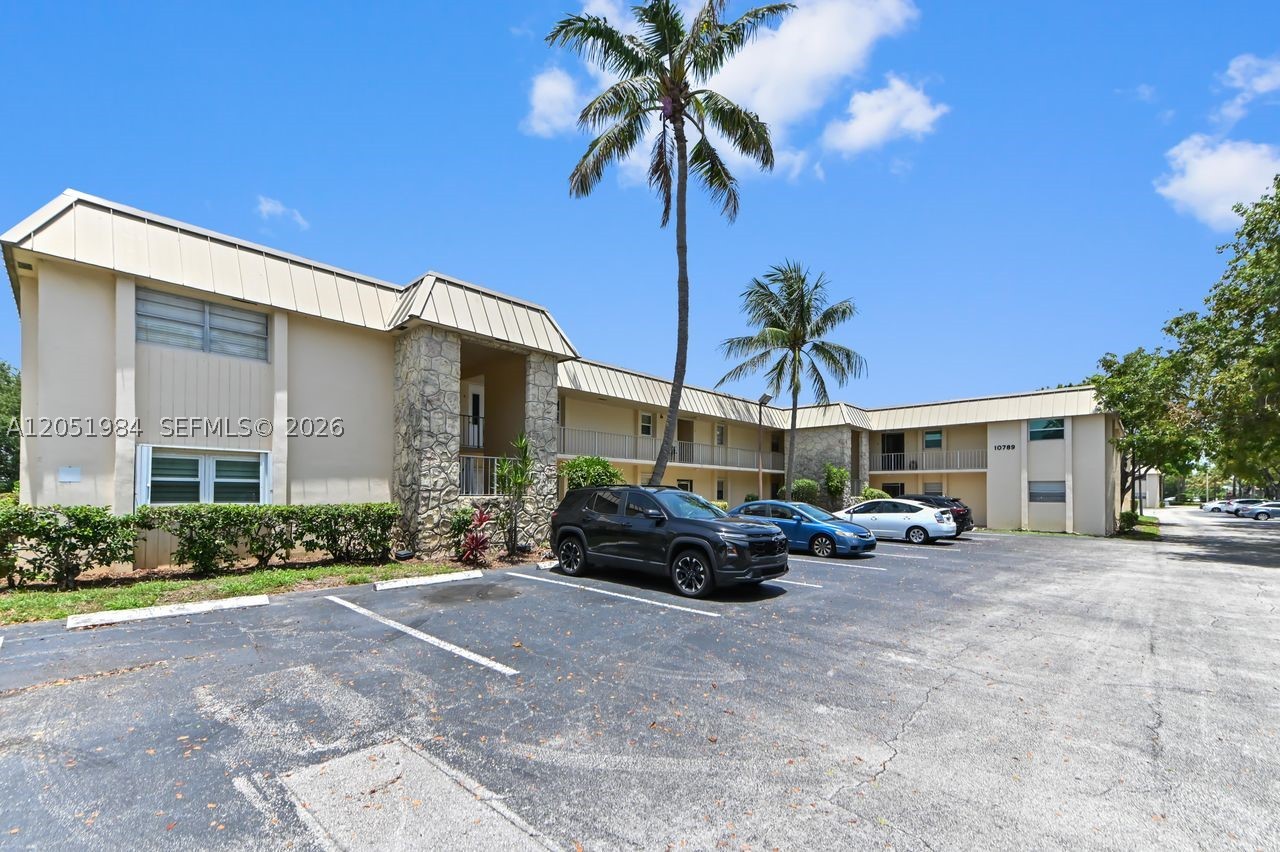 Newly updated and renovated 2 bed, 2 bath located in prestigious Palm Beach Gardens, just off PGA Blvd. Great Location. This is a ground floor unit , no stairs. This property has been fully renovated and includes new flooring, new bathrooms, vanities and showers. Washer dryer is located in the unit for convenient use. Trails end community has a well maintained nice community pool on the property.