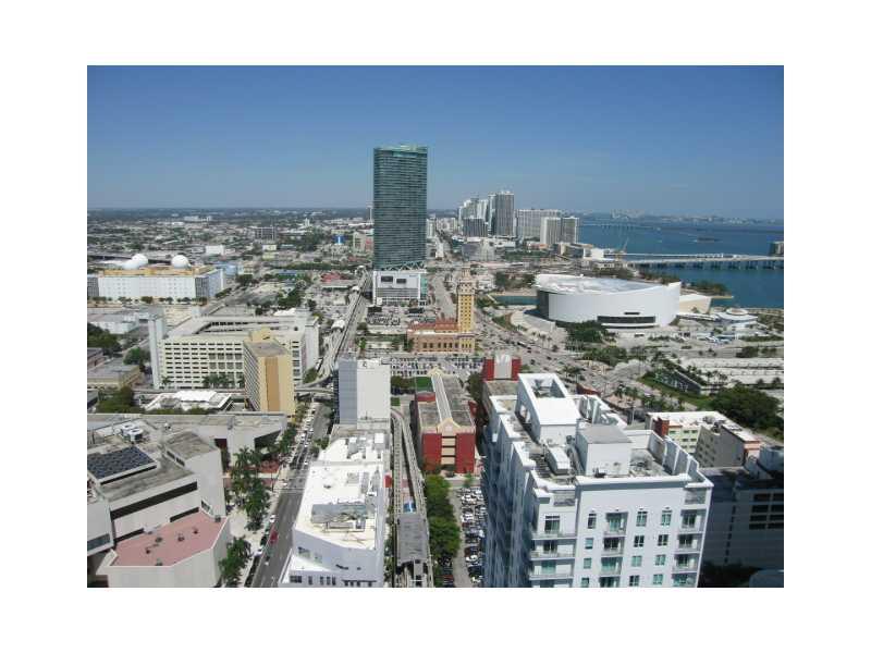 FABULOUS LOFT STYLE UNIT @ THE LOFT DOWNTOWN 2! FEATURES SPECTACULAR CITY VIEWS & PARTIAL OCEAN VIEW, 10' CEILINGS, IMPACT WINDOWS & BALCONY DOORS, POLISHED CONCRETE FLOORS, LOVELY EUROPEAN DESIGNER KITCHEN, GRANITE COUNTERS, STAINLESS APPLIANCES & WASHER /DRYER. ENJOY ALL WORLD CLASS AMENITIES INCLUDED: ROOFTOP POOL, SPA, SUNDECK, LAP POOL, FITNESS CENTER, SAUNA, STEAM RM, CLUB RM, 24HR SECURITY & CONCIERGE! SHORT WALK TO BAYSIDE, BAYFRONT, ART CENTER, ARENA & MORE! CONVENIENT METRO MOVER STOPS IN BLDG!!