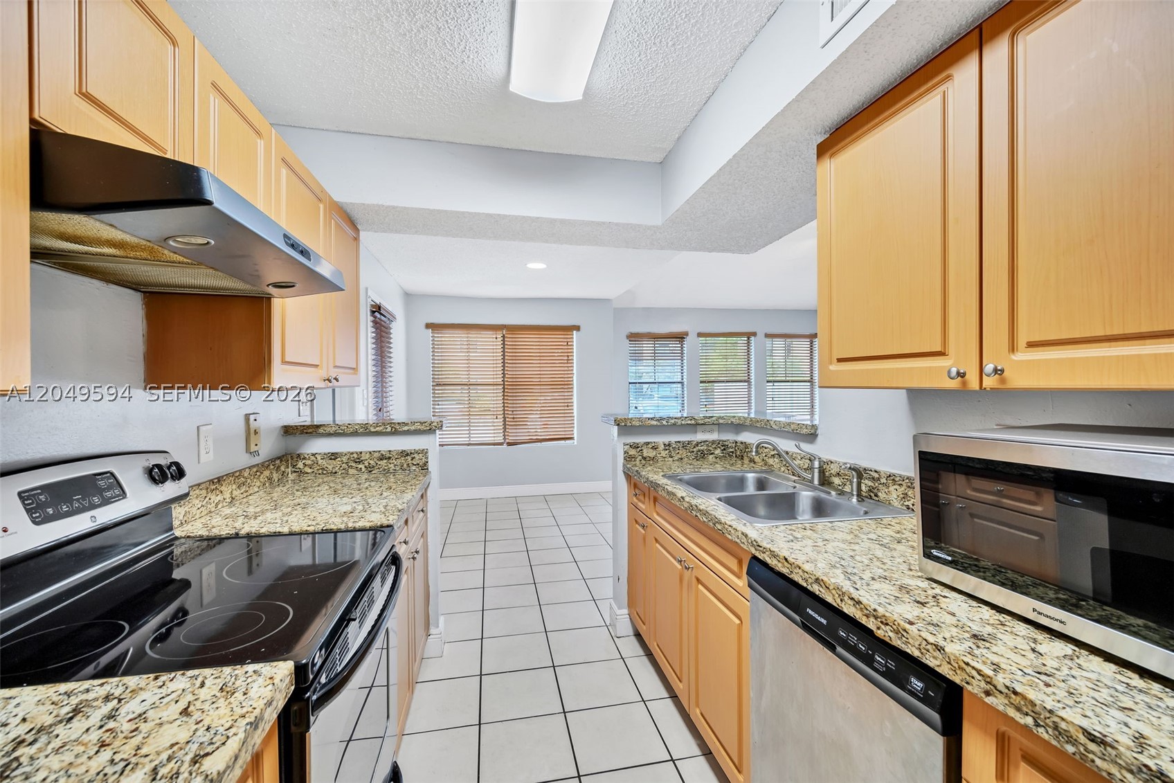BISCAYNE BEACH CLUB CONDO - Residential Lease