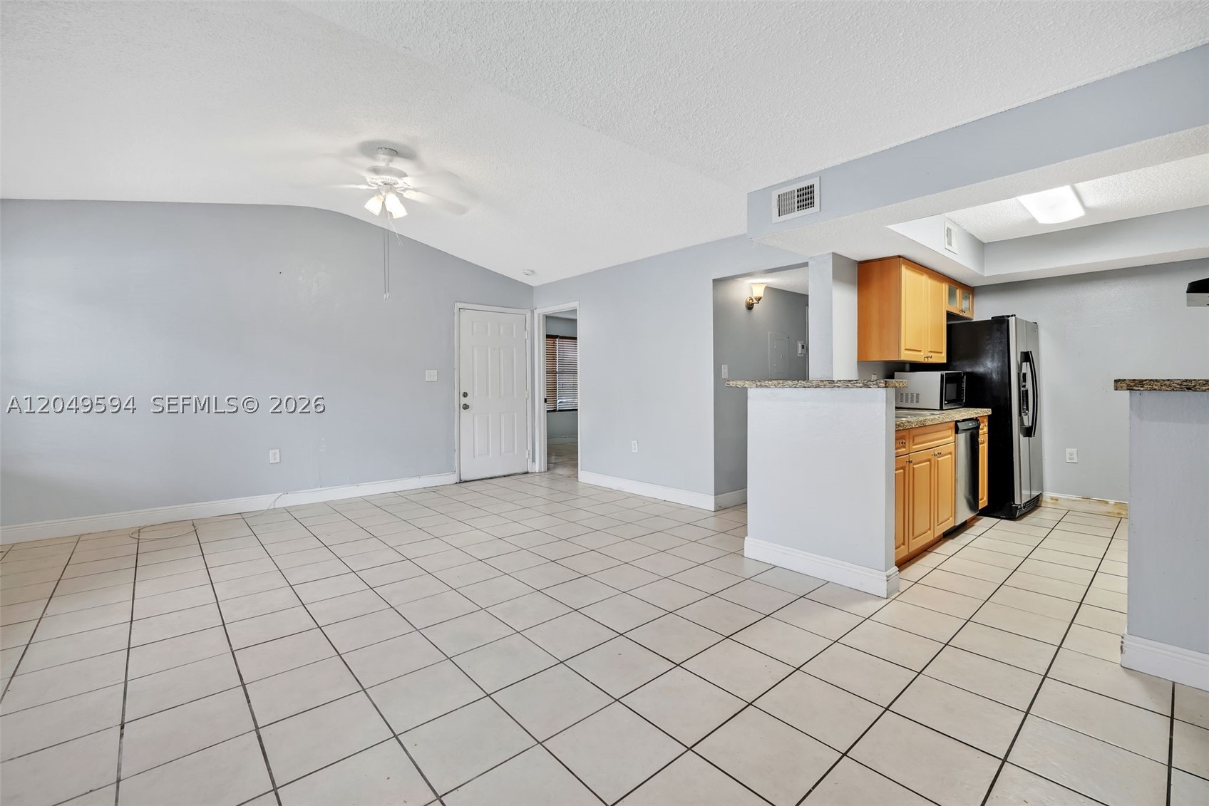 BISCAYNE BEACH CLUB CONDO - Residential Lease