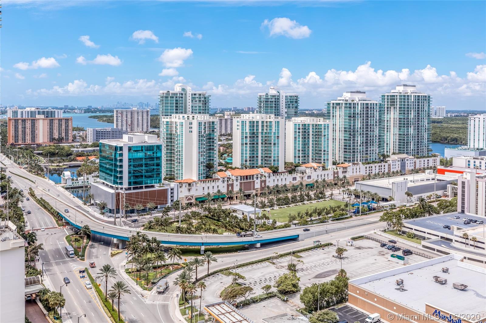 JADE SIGNATURE CONDO - Residential