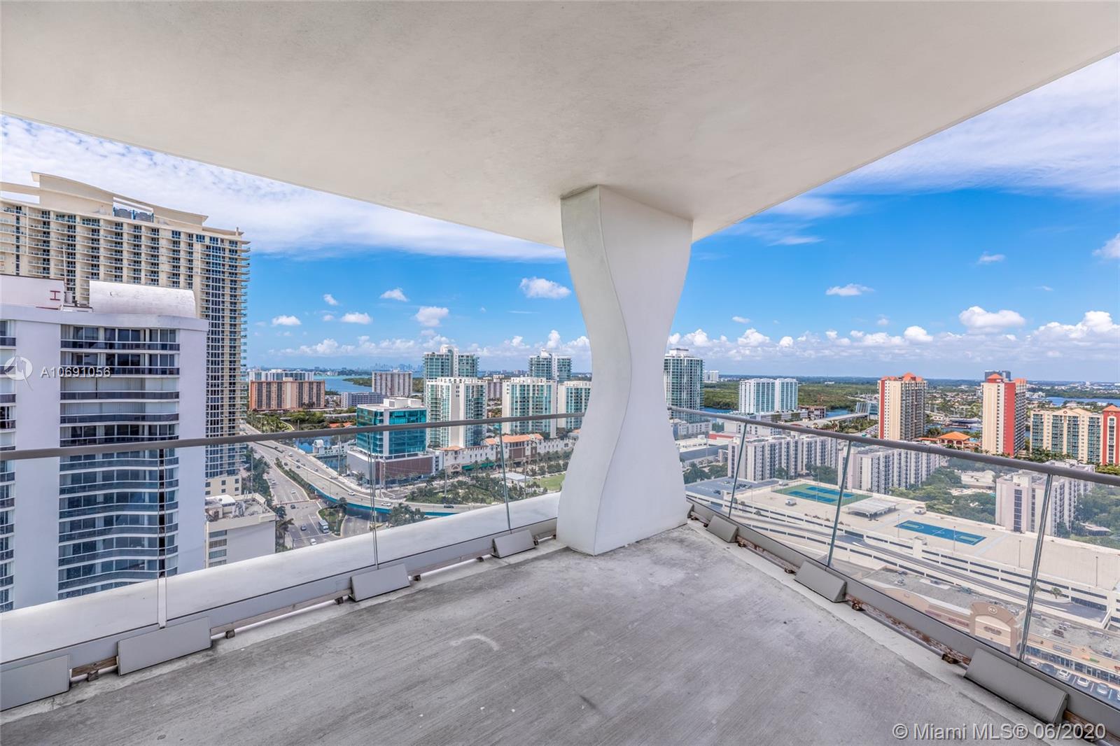 JADE SIGNATURE CONDO - Residential