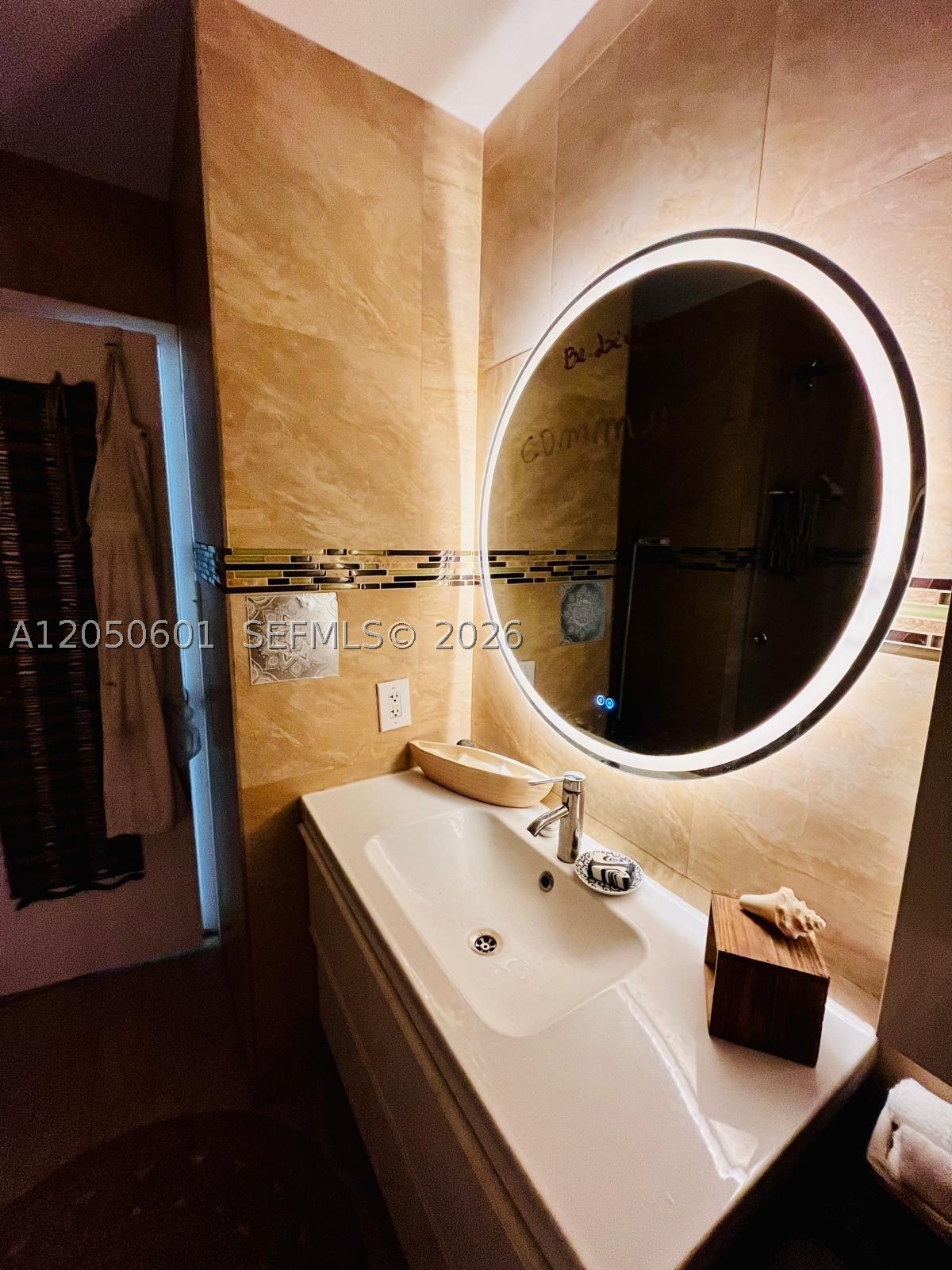 POINT BAY NORTH CONDO - Residential Lease