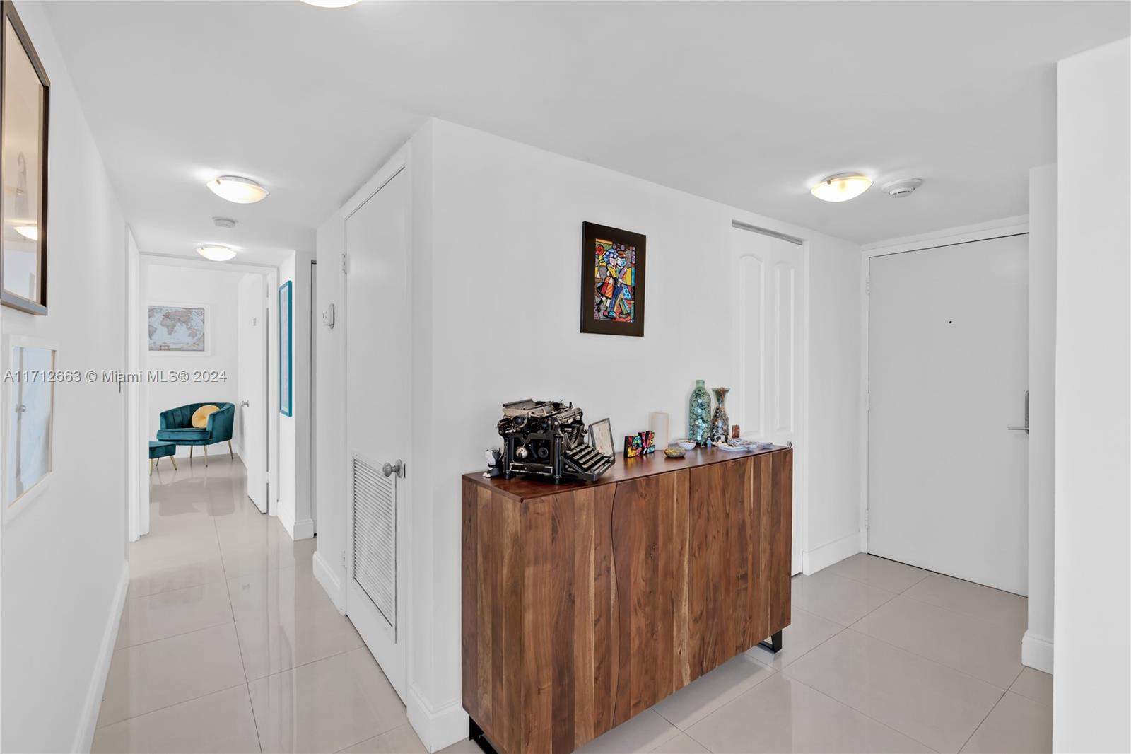 CHARTER CLUB CONDO - Residential Lease