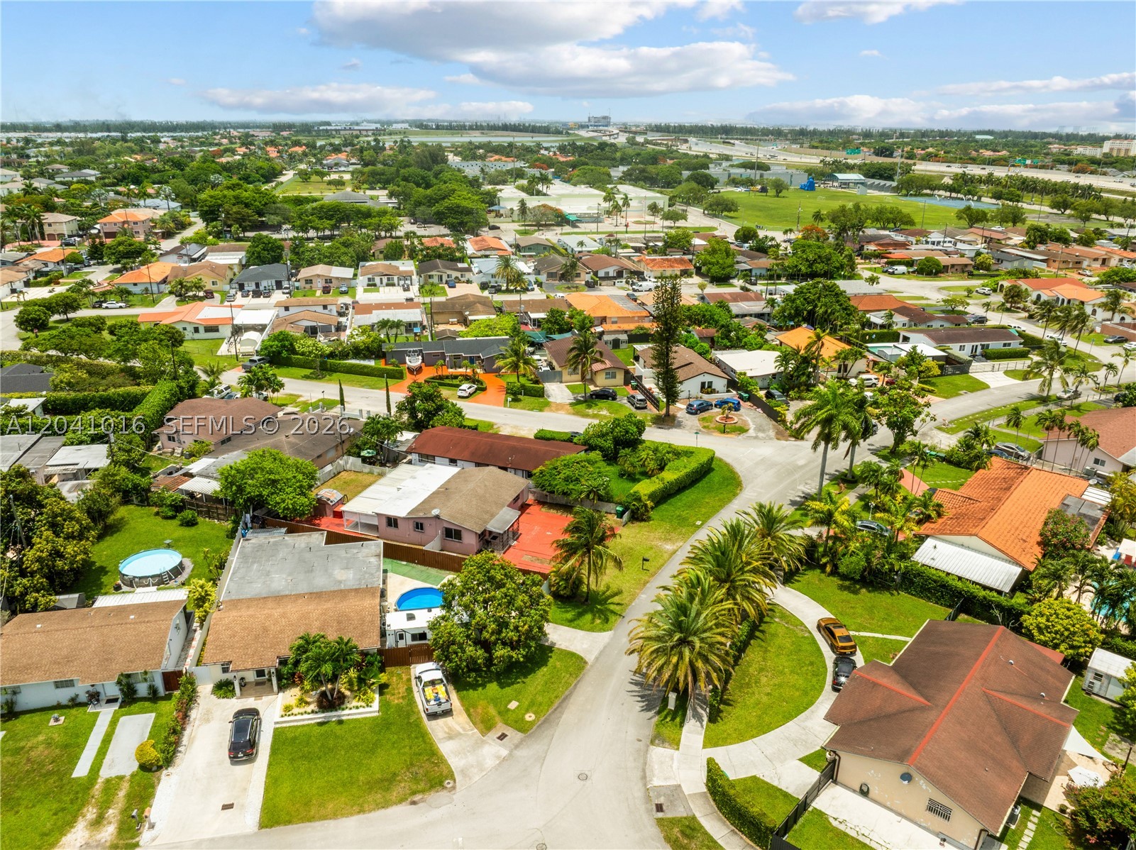 SWEETWATER GOLF COURSE TO - Residential