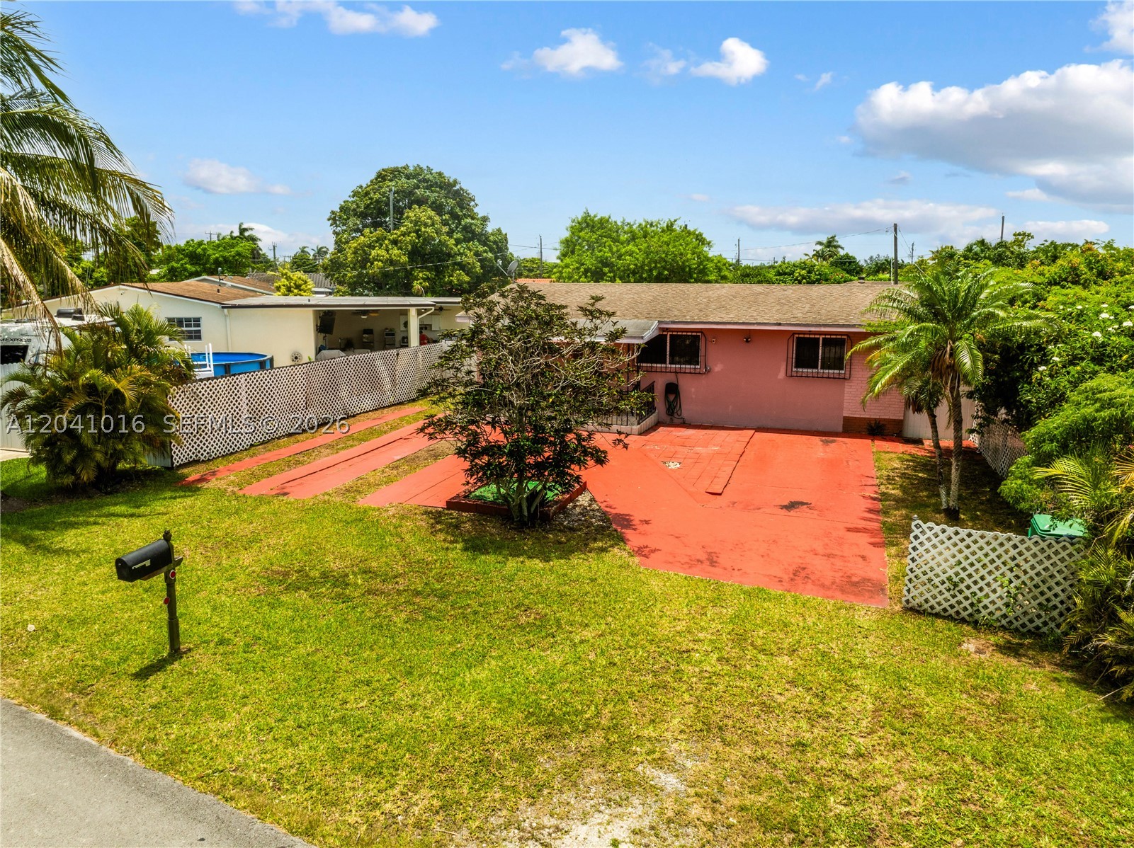 SWEETWATER GOLF COURSE TO - Residential