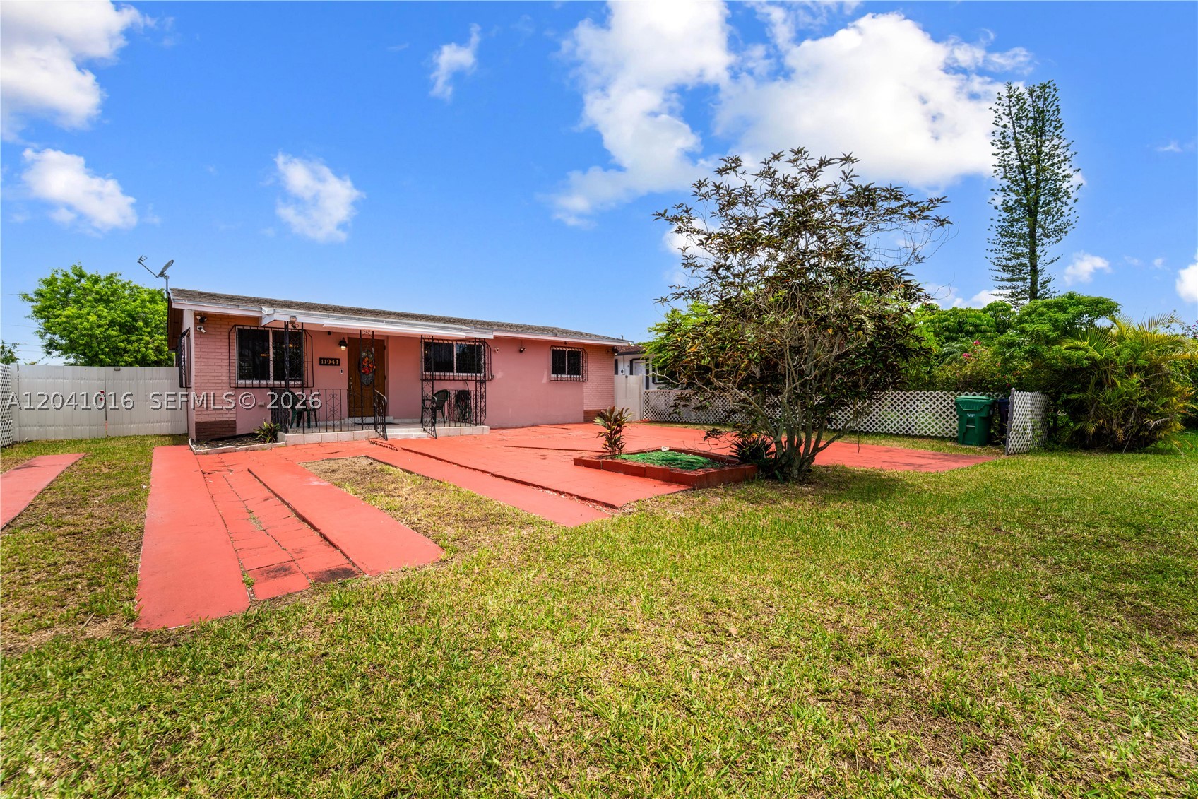SWEETWATER GOLF COURSE TO - Residential
