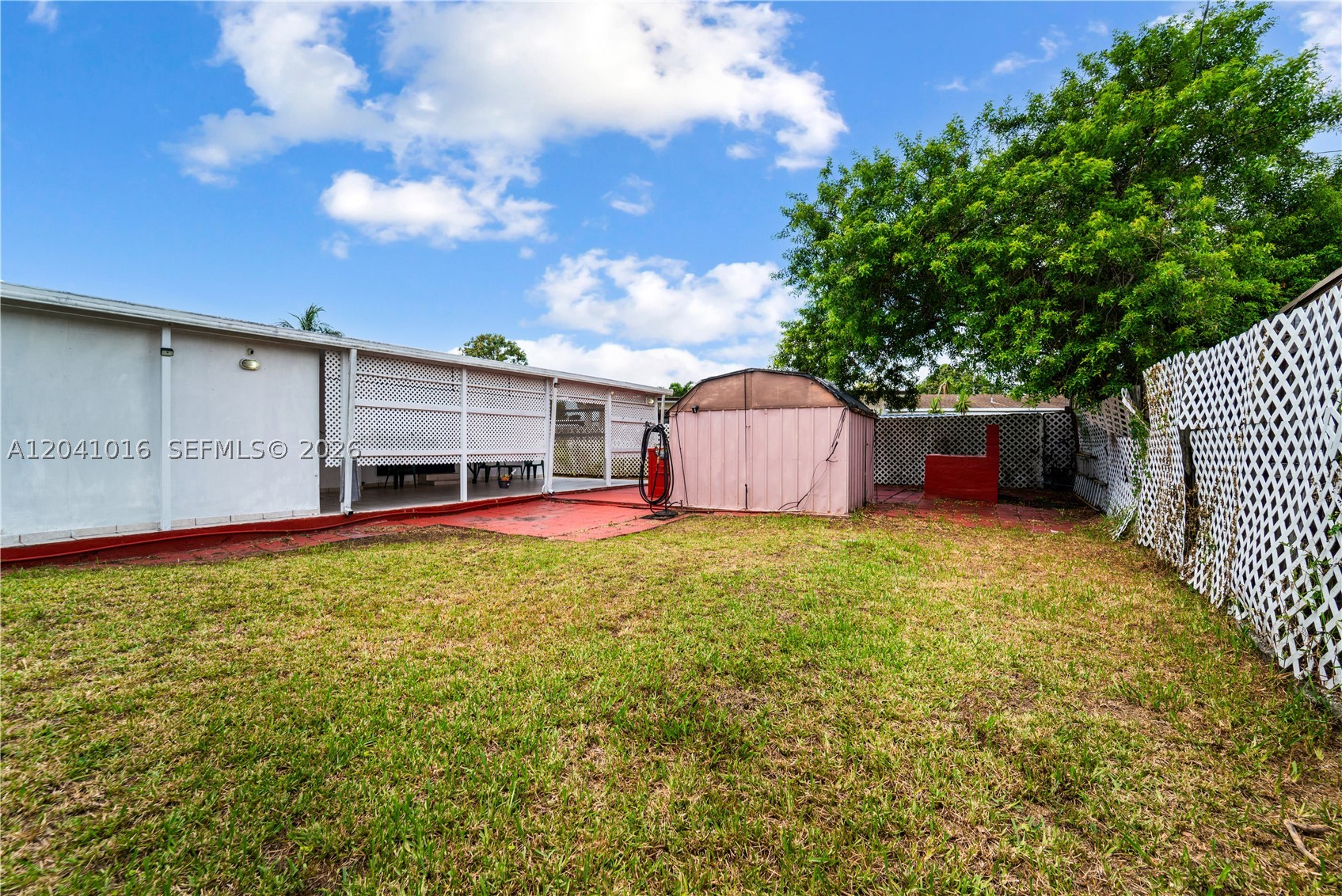 SWEETWATER GOLF COURSE TO - Residential