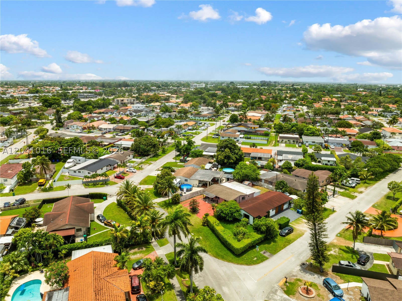 SWEETWATER GOLF COURSE TO - Residential