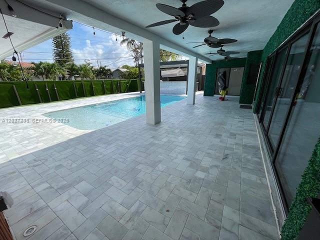 HOLLYWOOD GOLF ESTATES SE - Residential Lease