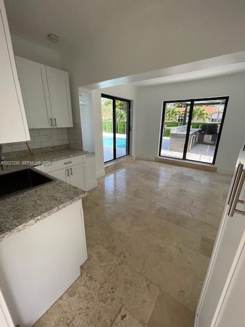 HOLLYWOOD GOLF ESTATES SE - Residential Lease