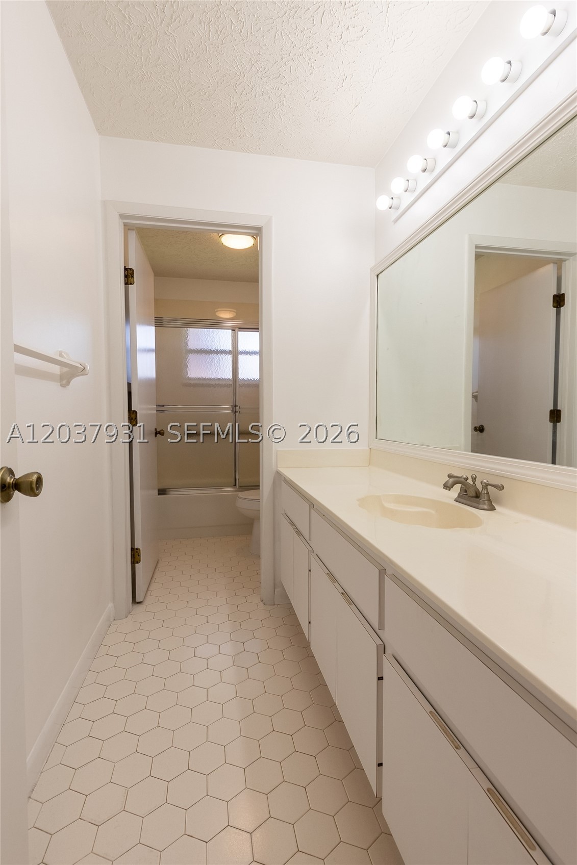 Leisure Lakes Sec 11 - Residential Lease