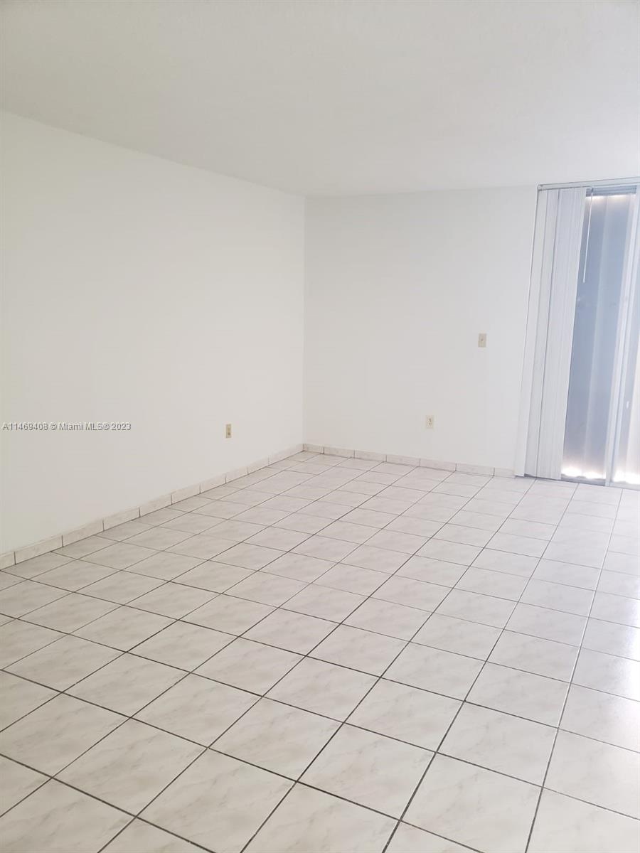 5050 CONDO - Residential