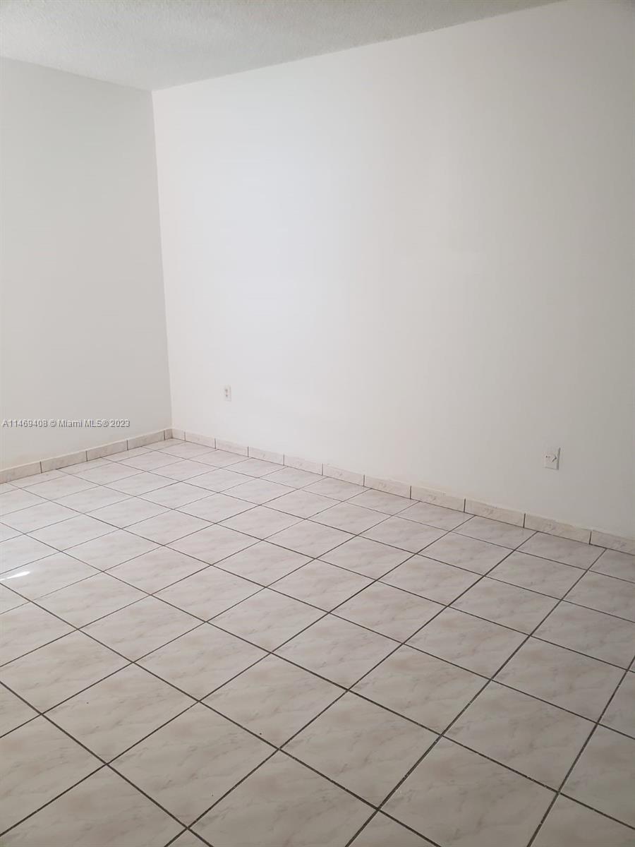 5050 CONDO - Residential