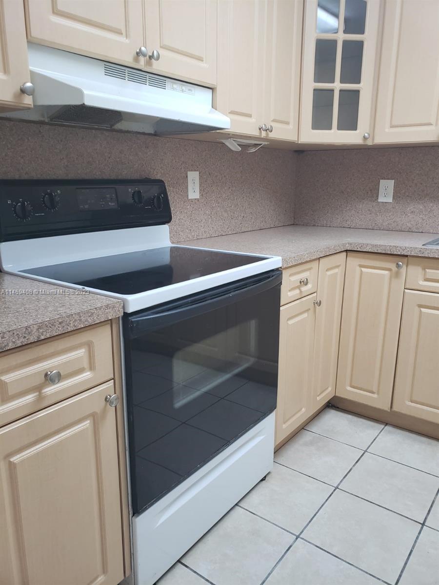 5050 CONDO - Residential