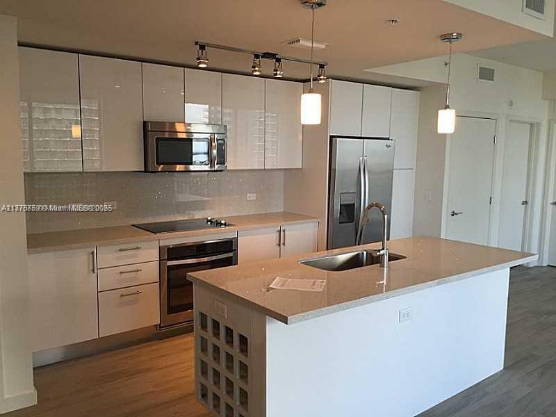 NINE AT MARY BRICKELL VILL - Residential
