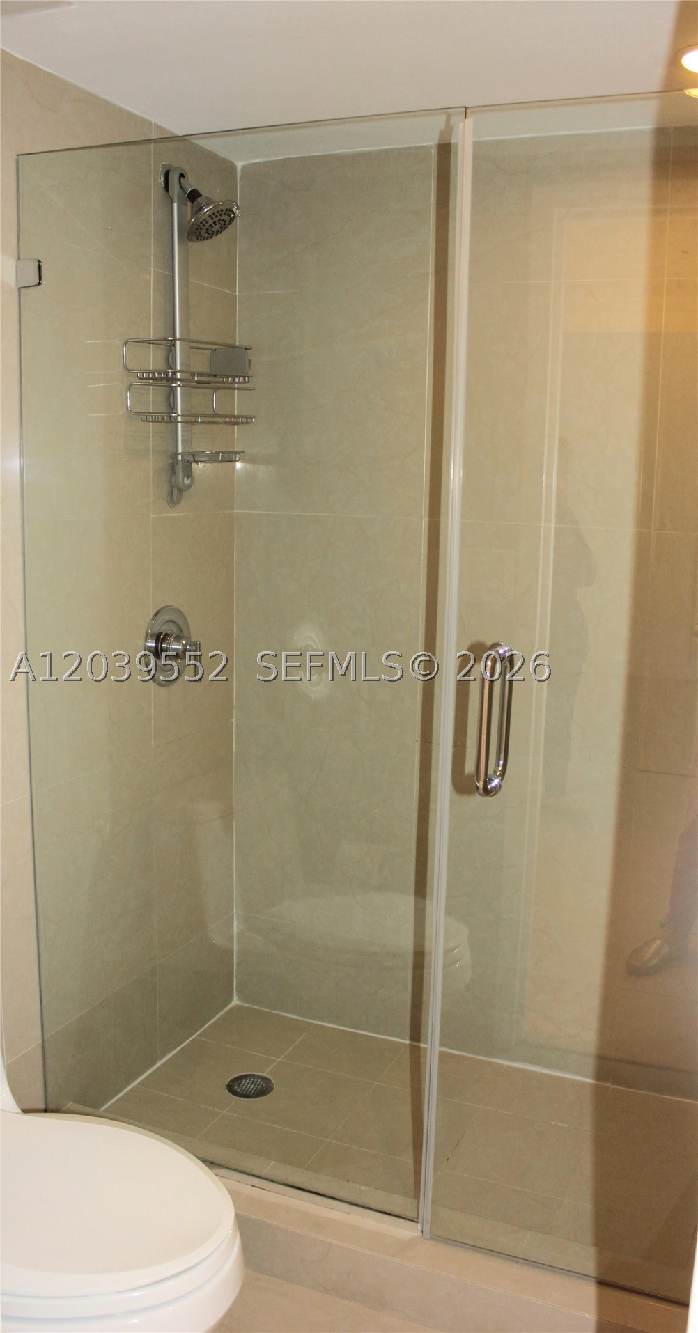 BRICKELL BAY CLUB CONDO - Residential Lease