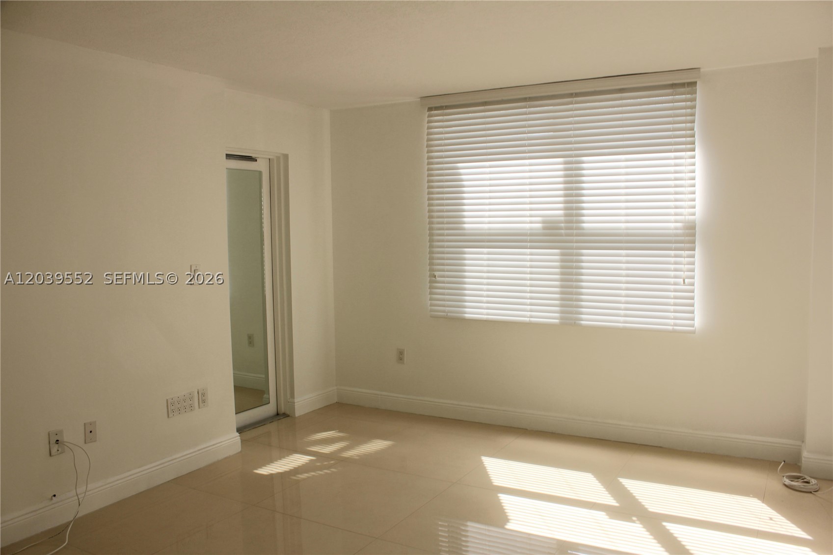 BRICKELL BAY CLUB CONDO - Residential Lease