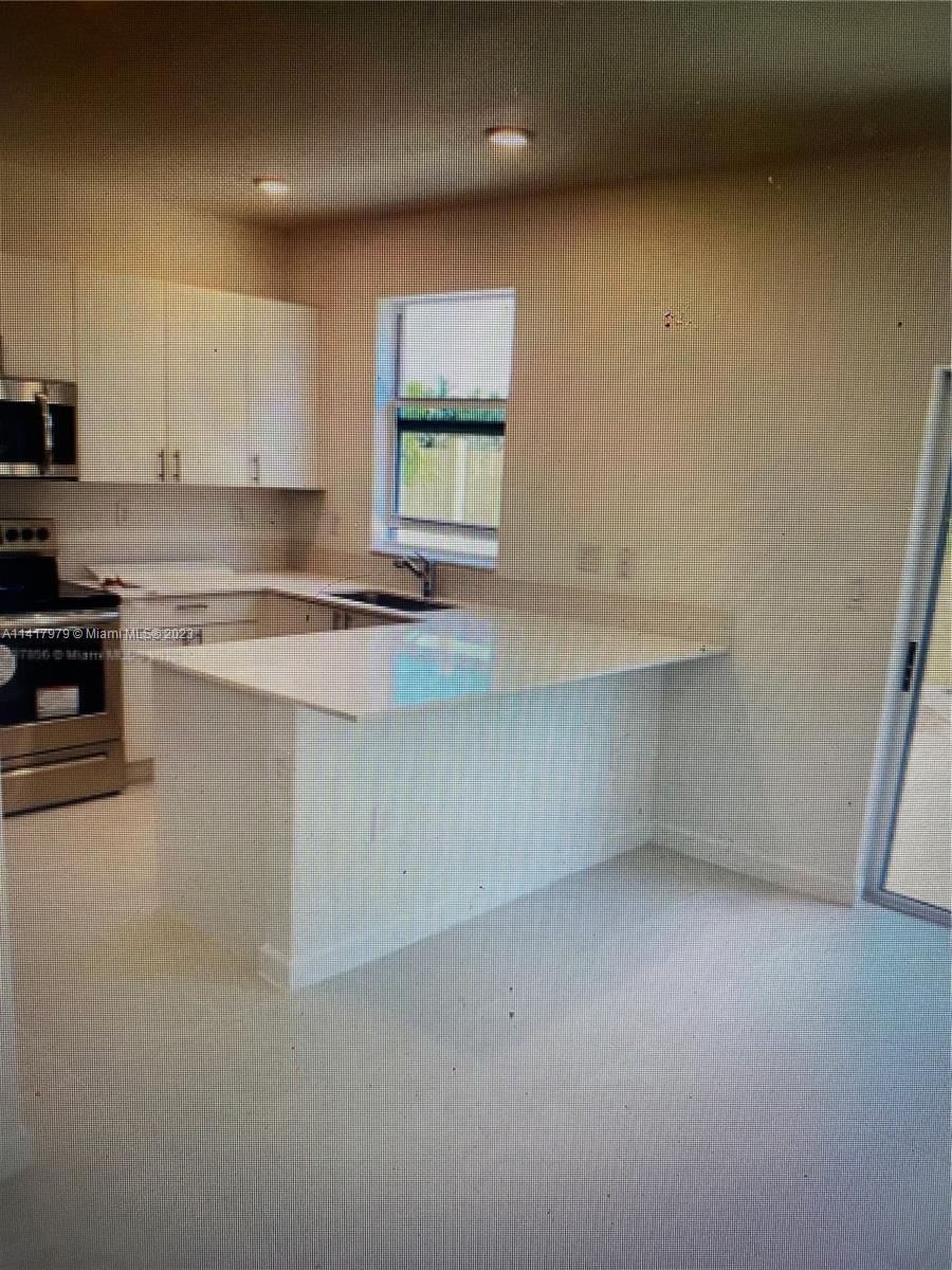 KEYS GATE RESIDENTIAL - Residential Lease