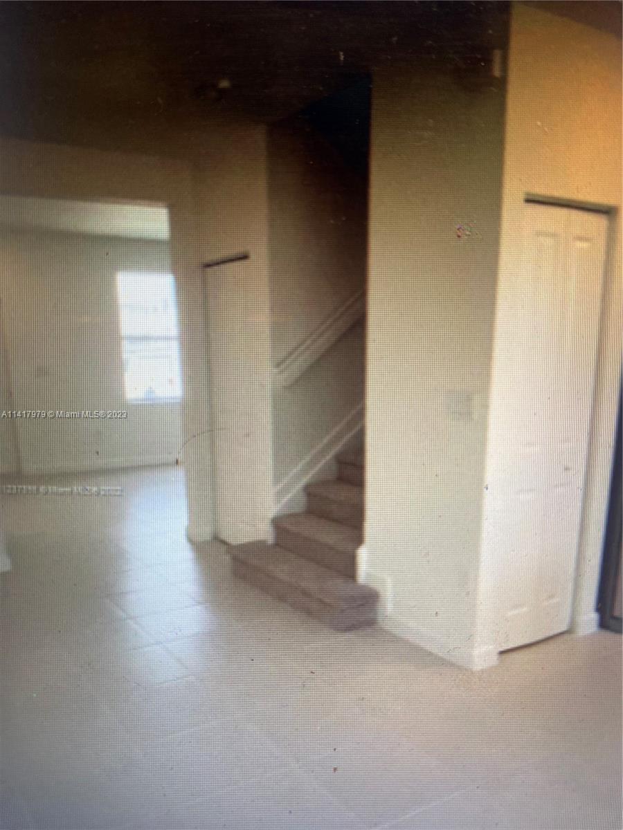 KEYS GATE RESIDENTIAL - Residential Lease