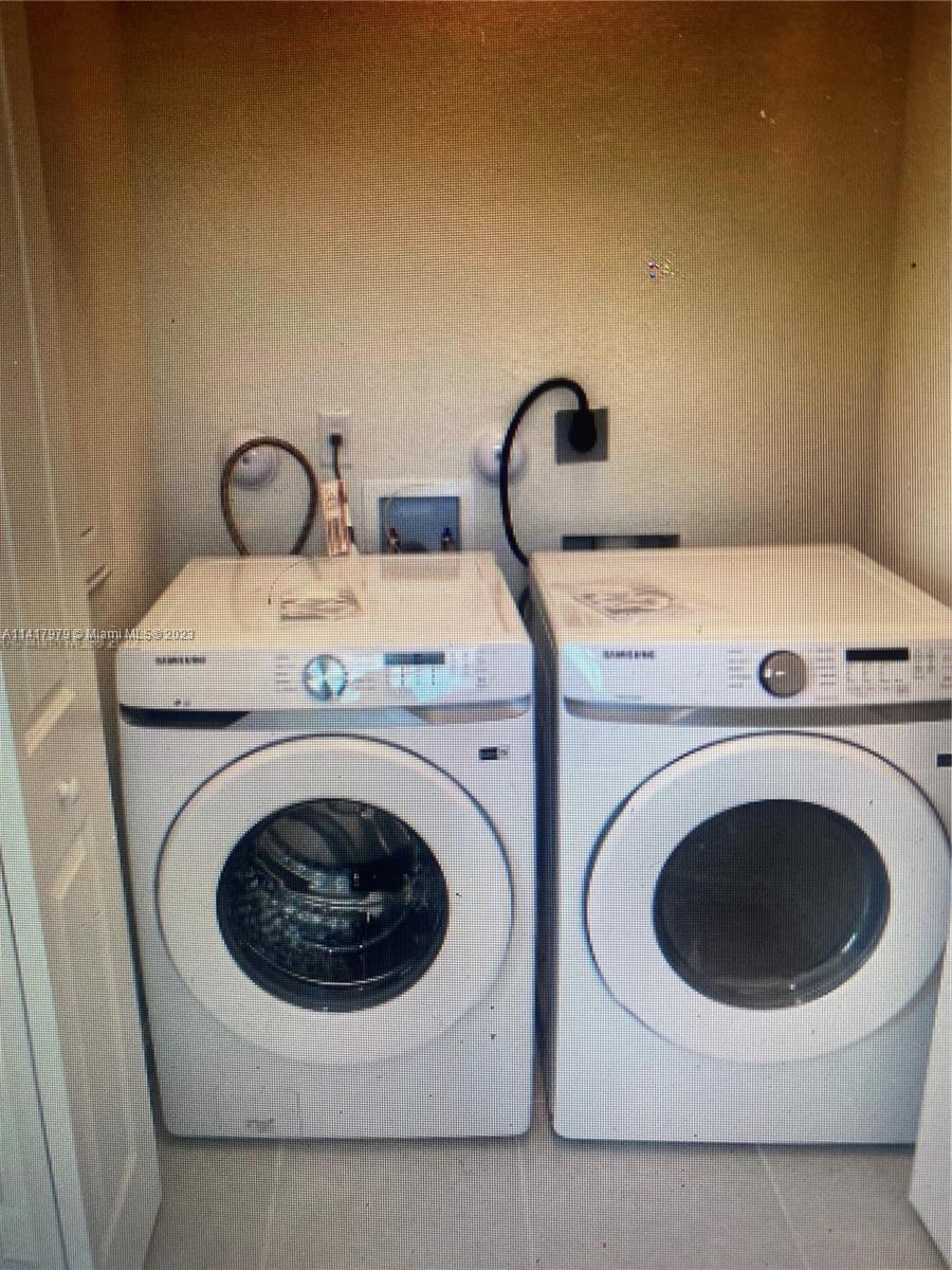 KEYS GATE RESIDENTIAL - Residential Lease