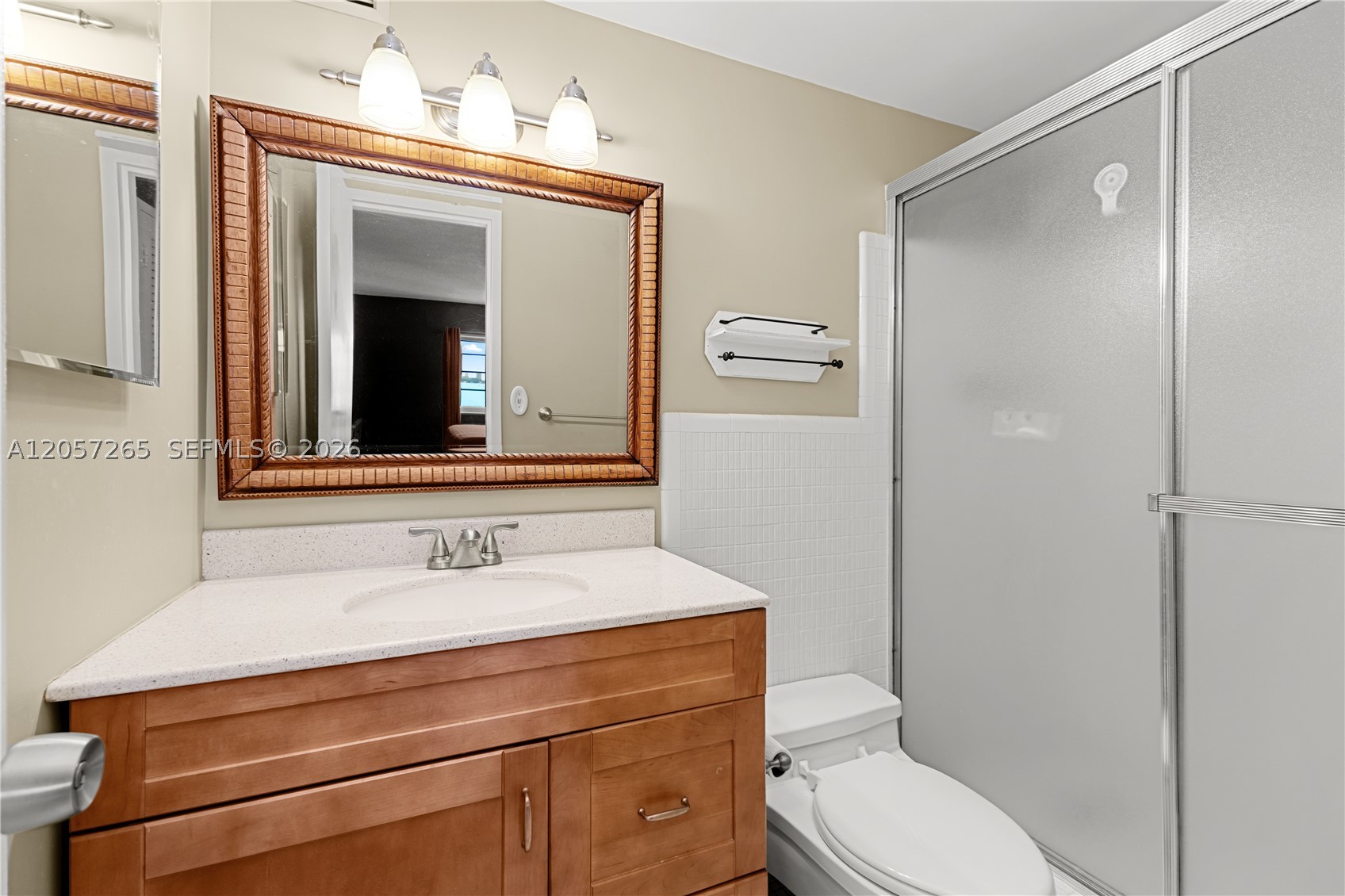 THE SHORES CONDO - Residential