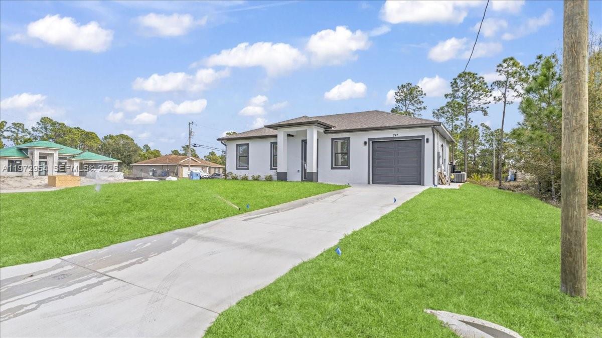 Lehigh acres - Residential