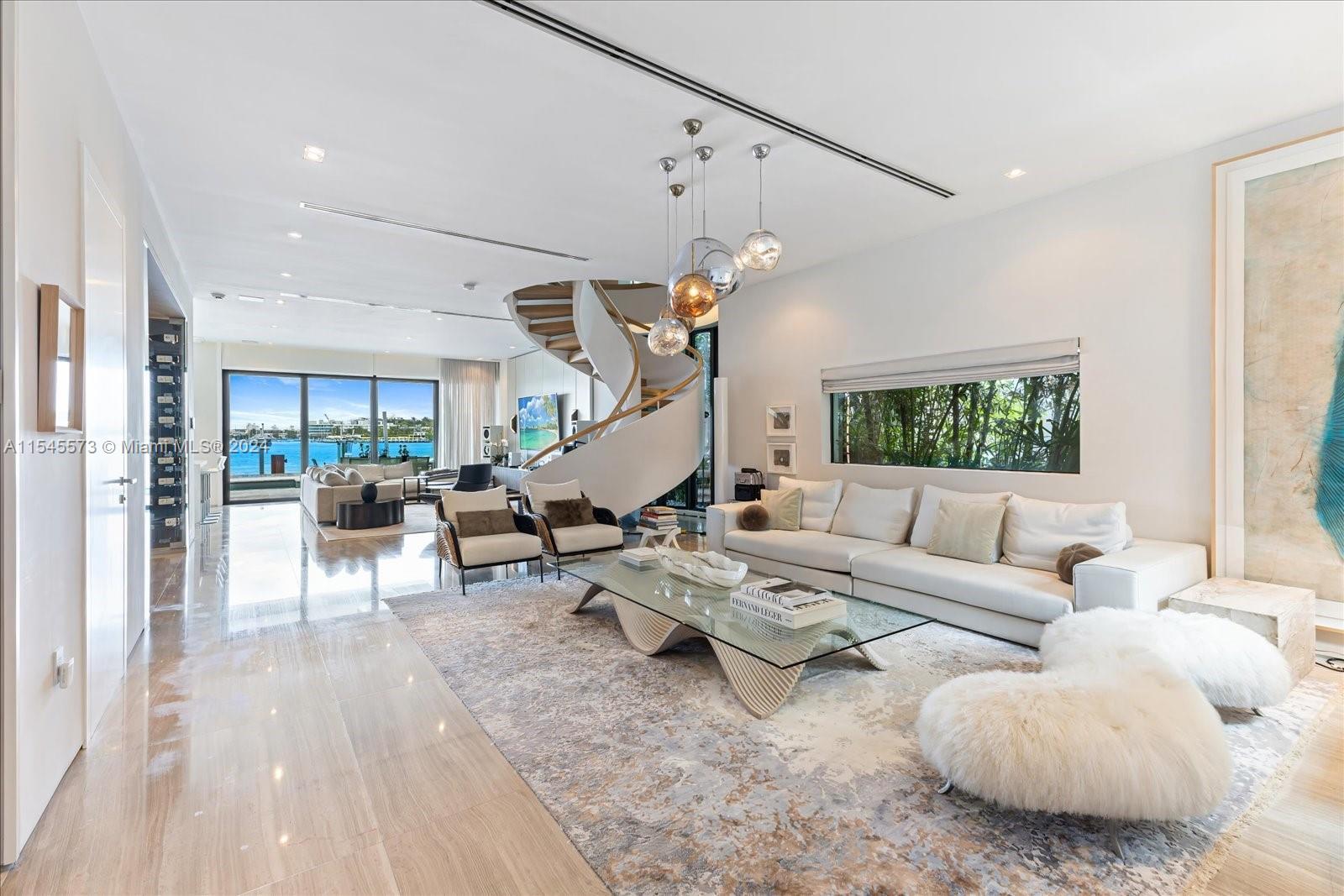 RIVO ALTO AMD - Residential