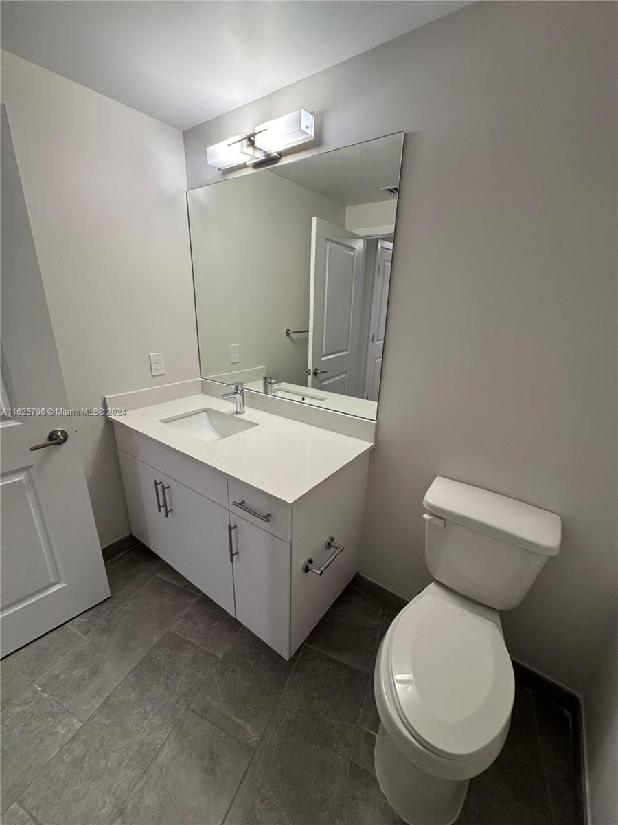 2275 W STATE ROAD 84 PLAT - Residential Lease
