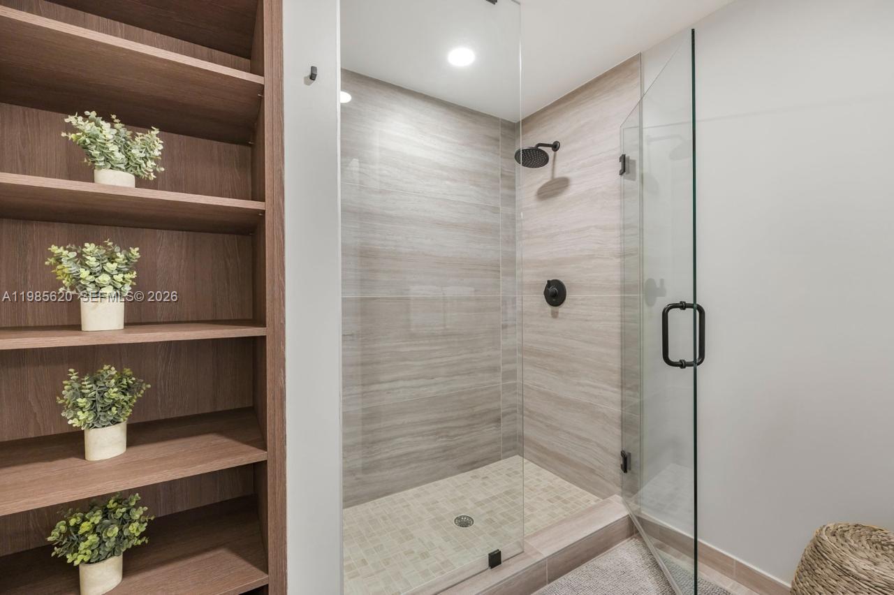 580 72ND STREET CONDO - Residential