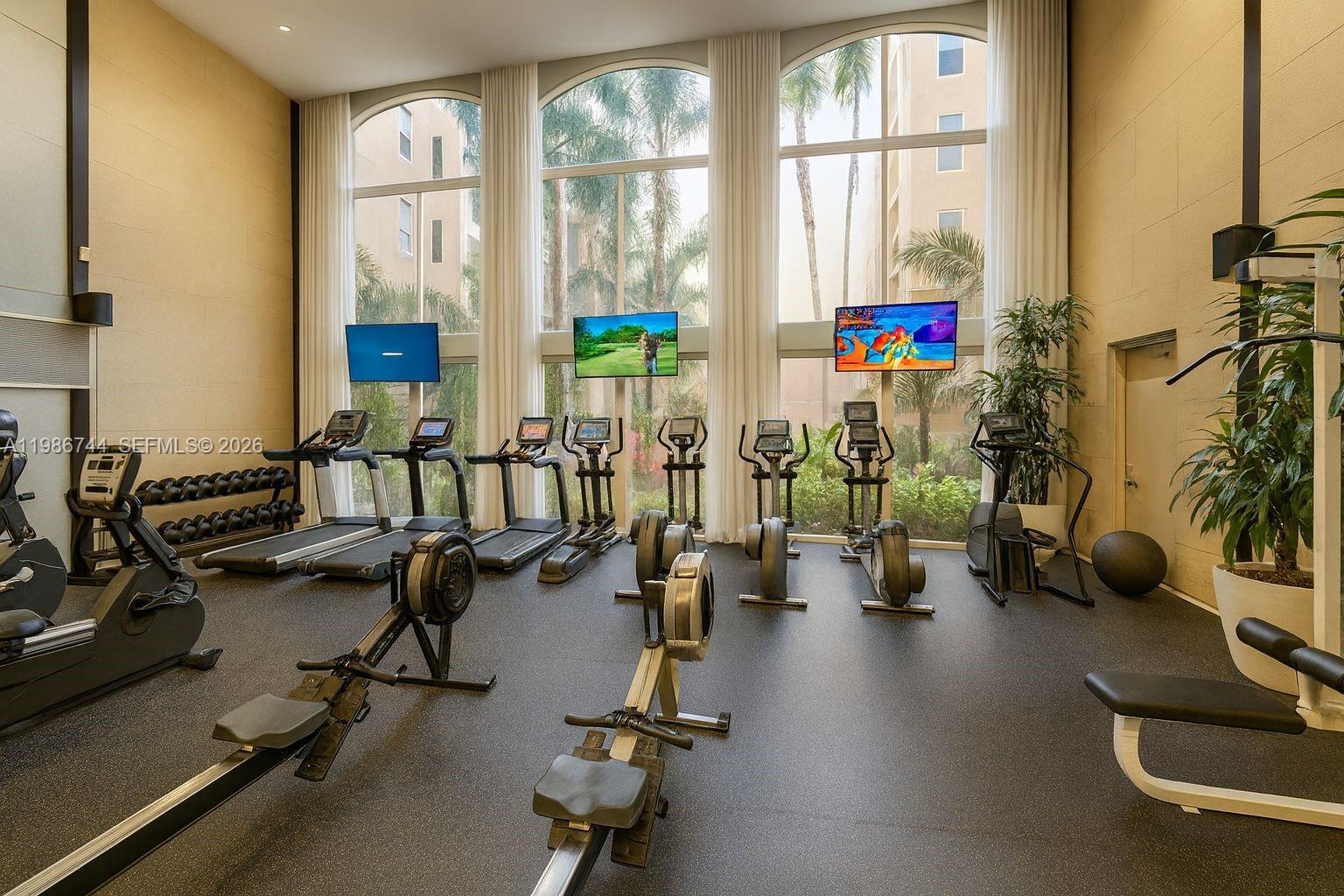 PORTO BELLAGIO CONDO - Residential