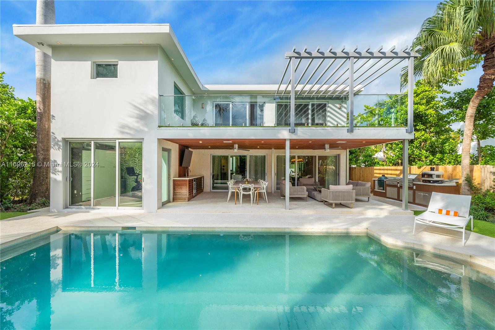 RIVO ALTO AMD - Residential