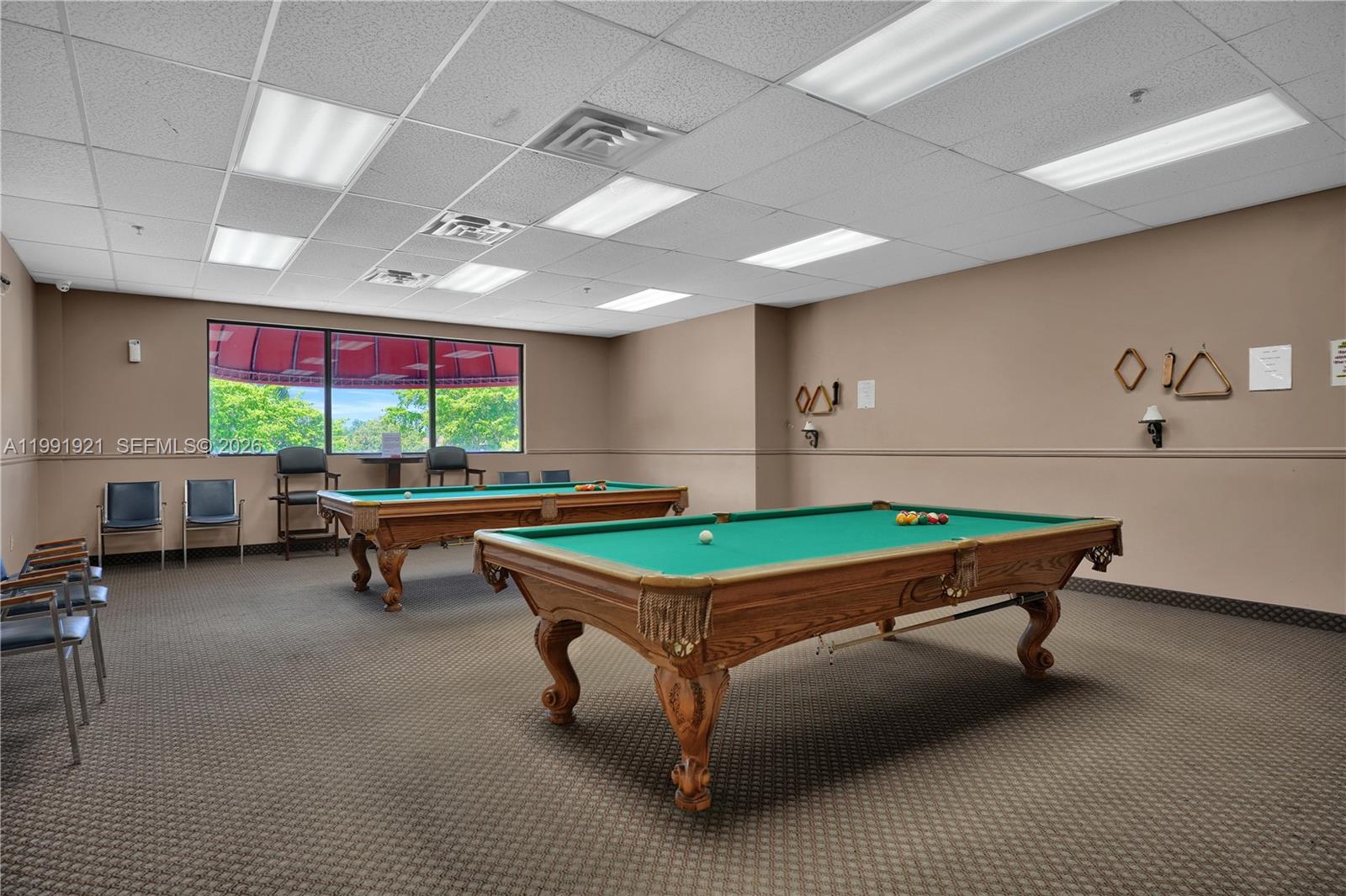 HOLLYBROOK GOLF AND - Residential