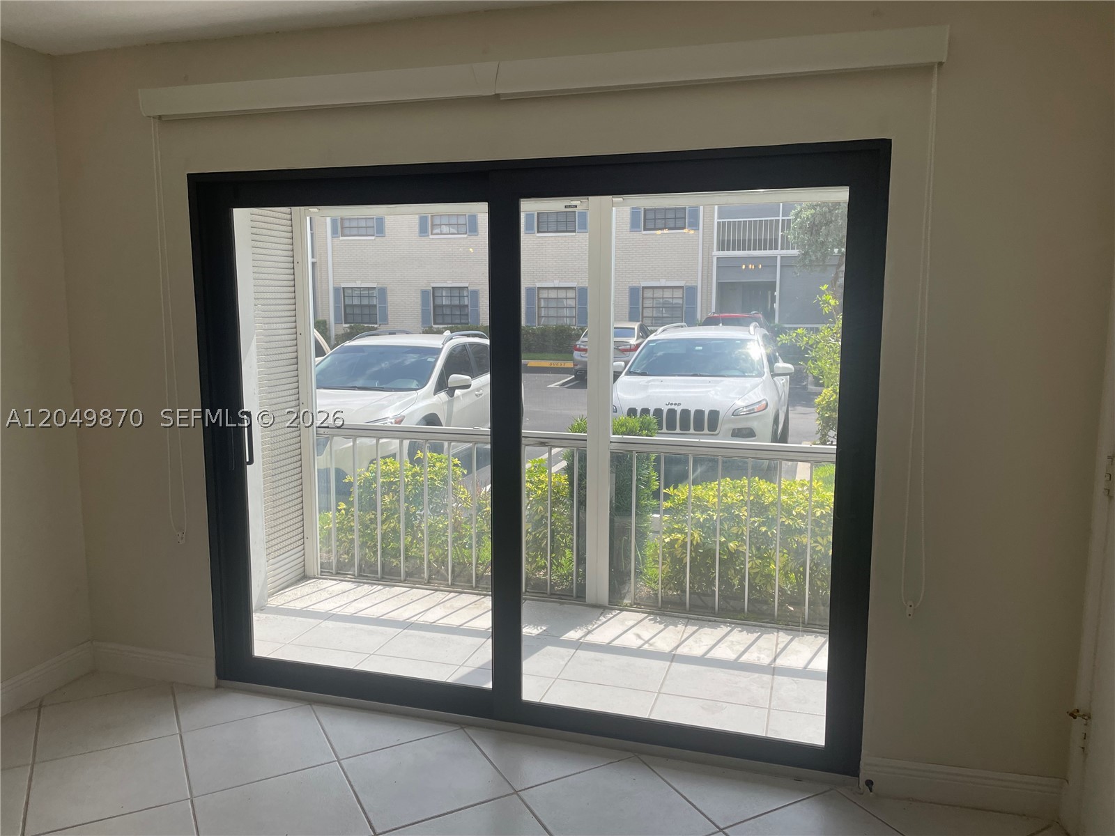 CYPRESS CLUB CONDO - Residential Lease