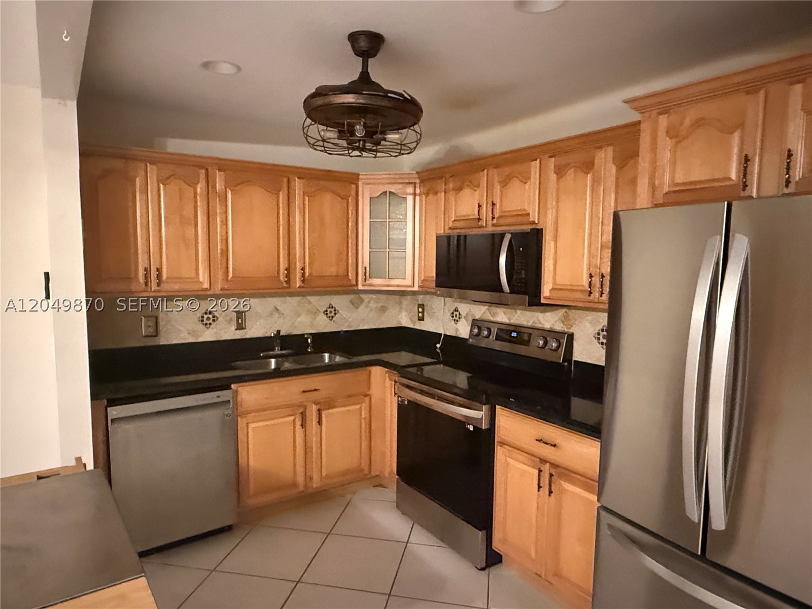 CYPRESS CLUB CONDO - Residential Lease