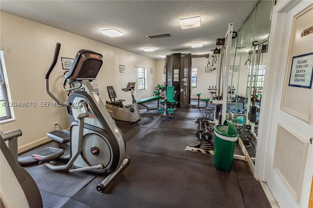 CYPRESS CLUB CONDO - Residential Lease
