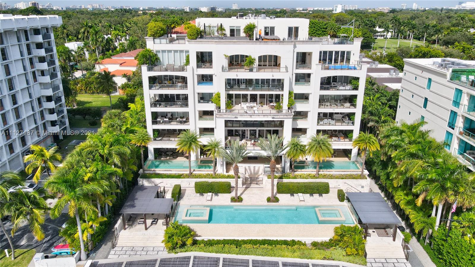 Enjoy fine living in this spectacular waterfront corner unit, 4 bedrooms, 5 ½ baths, studio/den, with maiden quarters in the exclusive and private community, Residences at Vizcaya. As featured in Miami Home & Décor magazine, this home includes custom furnishing, fine art around the gallery hallways, open floor plans with intricate architectural features, all combined for a unique and easy living environment. Kitchen features walnut cabinetry from Mia Cuccina, white quartz counter tops and Mieles appliances. Dazzling waterfront view to the Biscayne Bay from living and dinning. Large terrace with limestone flooring provides areas for grilling, dining and infinity Jacuzzi, all perfectly and comfortably arranged for entertainment or just relax while overlooking the marina and beautiful bay.