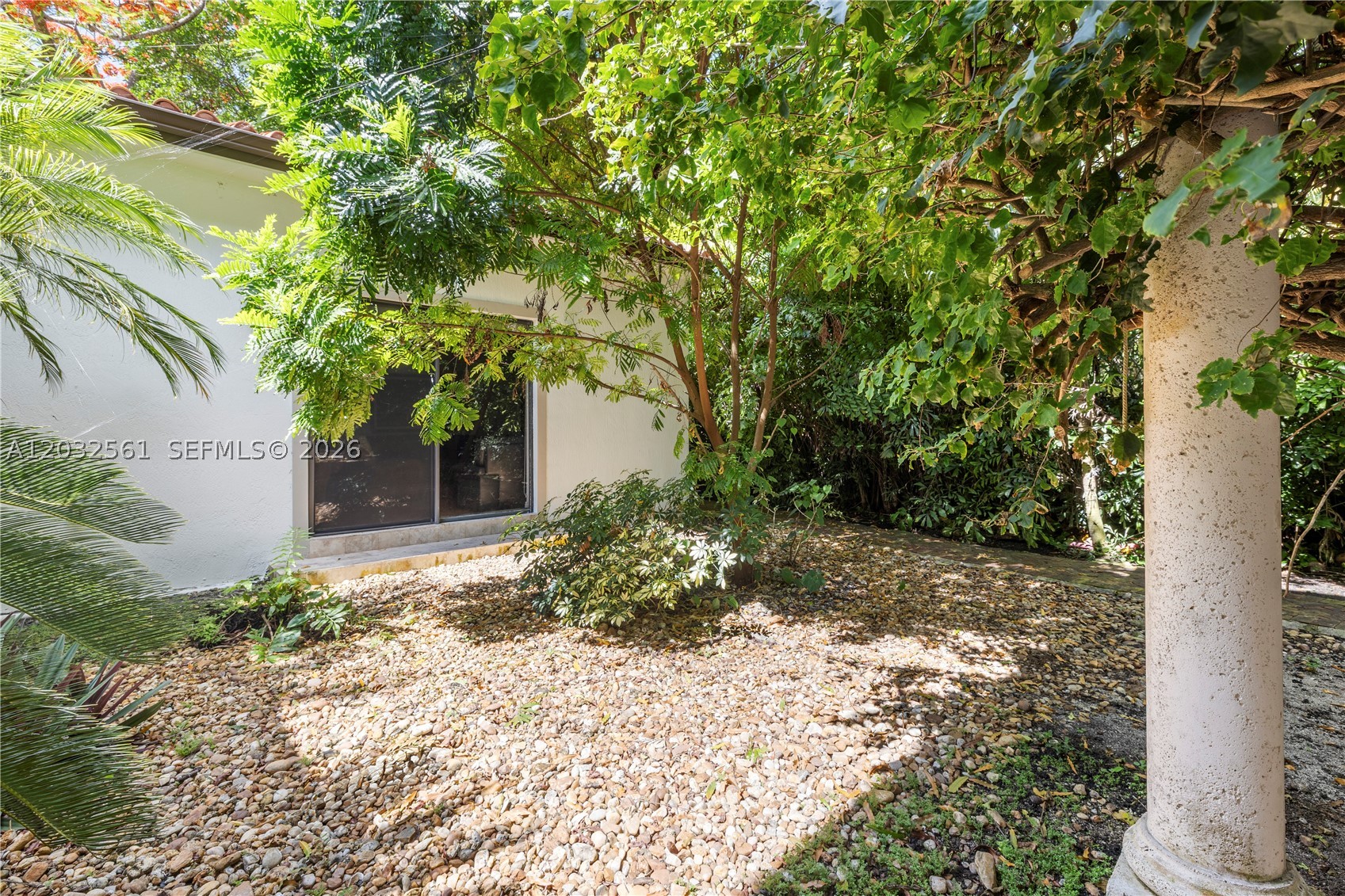 LUDLUM PLAZA - Residential