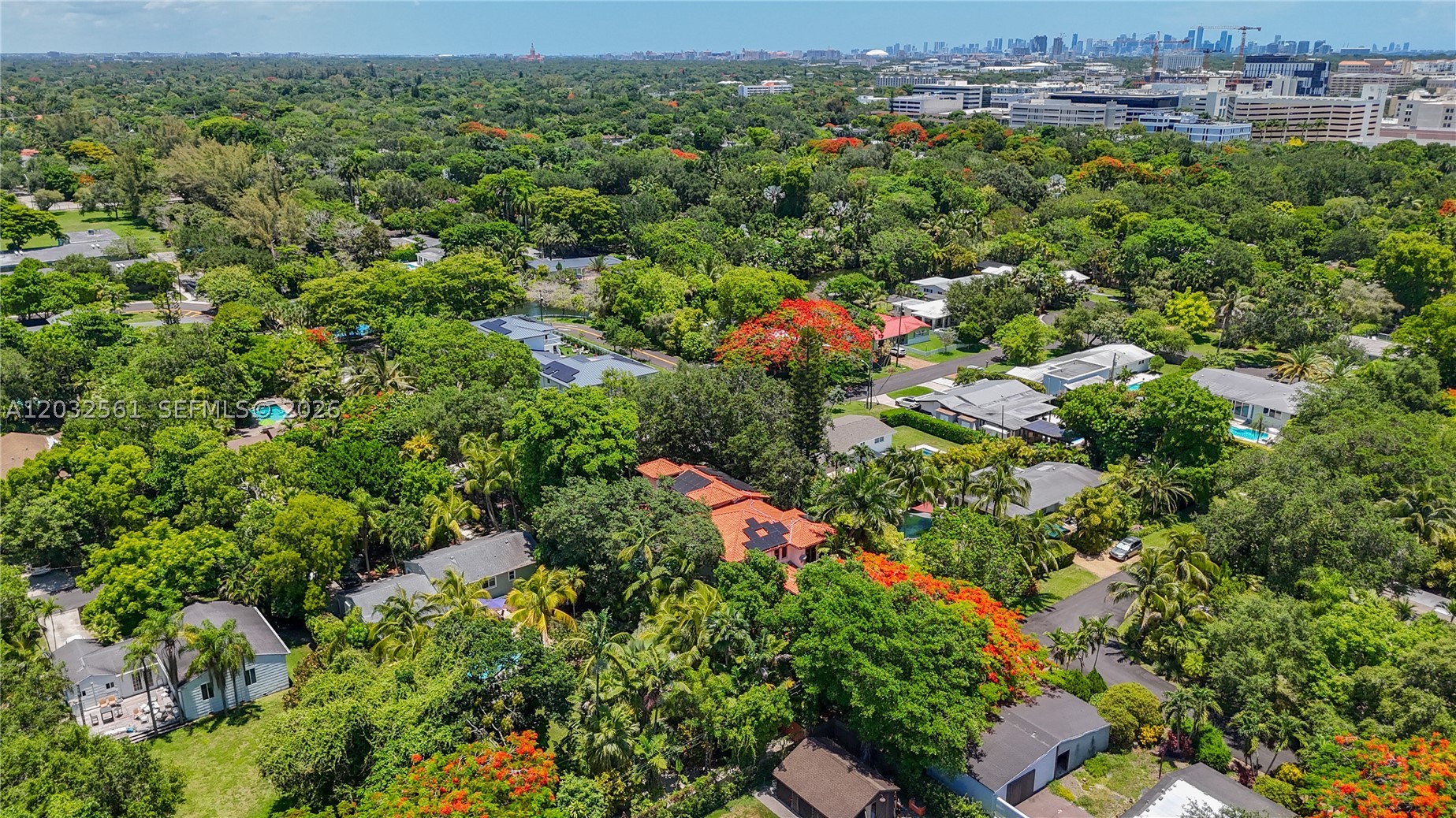 LUDLUM PLAZA - Residential