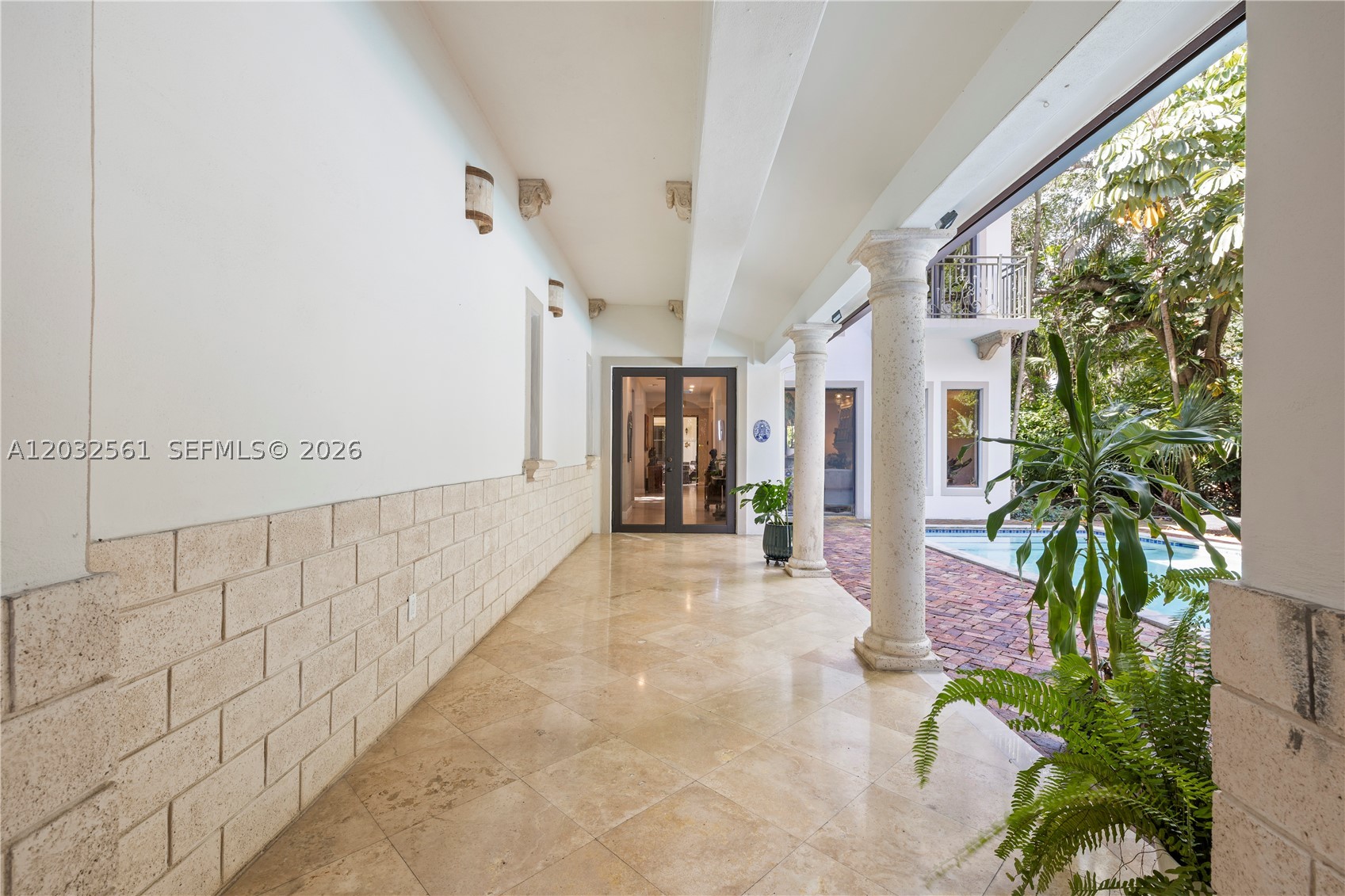 LUDLUM PLAZA - Residential