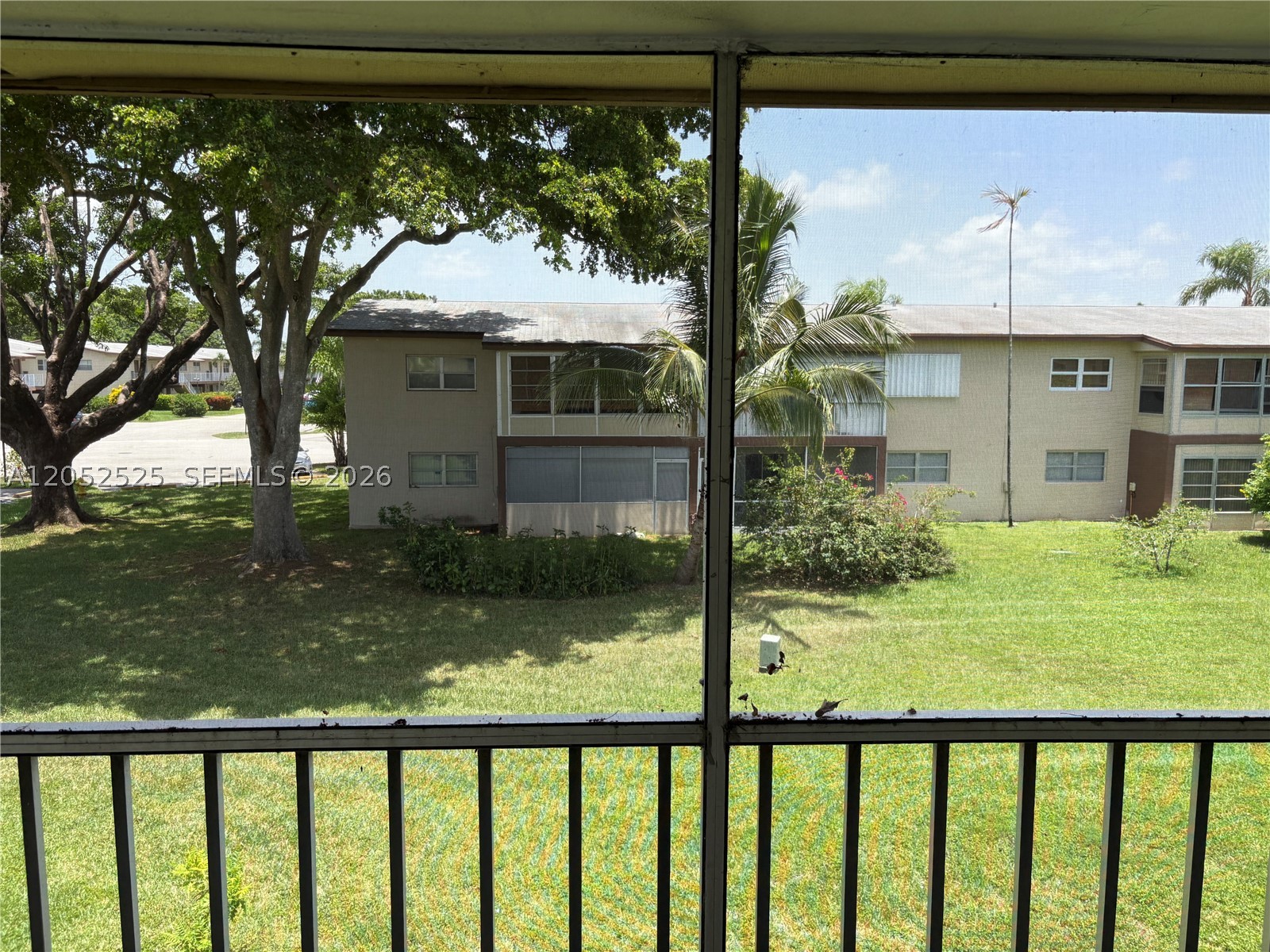 ORIOLE GARDENS 6 CONDO - Residential Lease