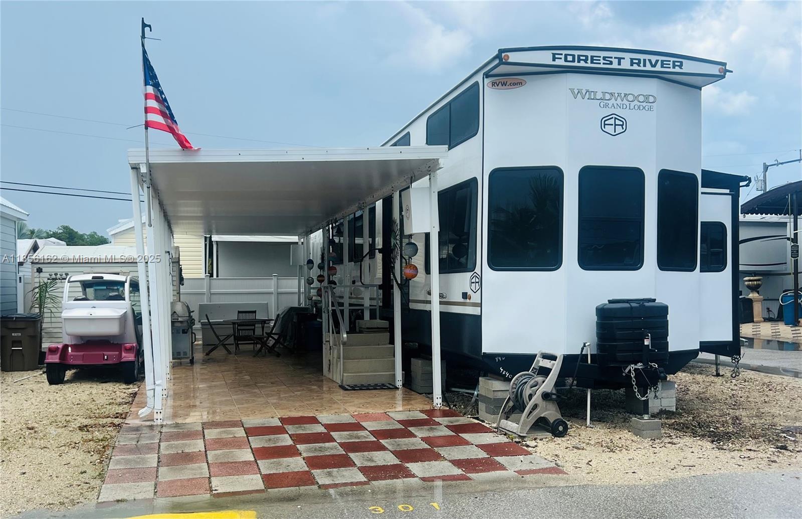 CALUSA CAMPGROUND - Residential