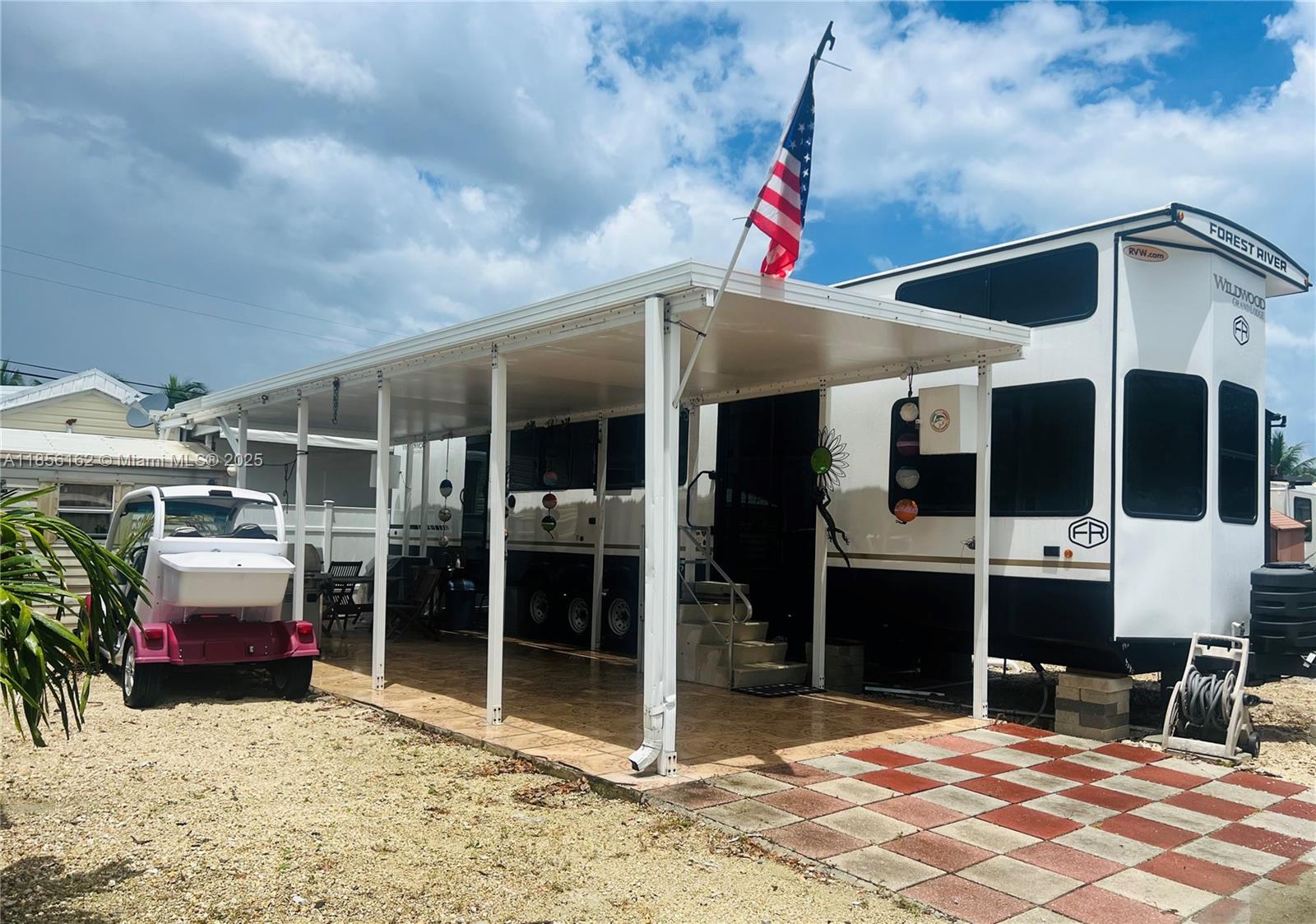 CALUSA CAMPGROUND - Residential