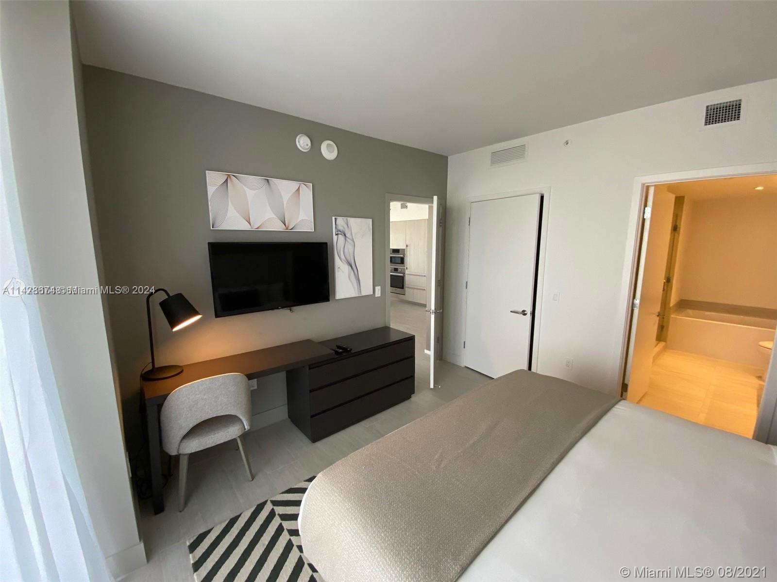 4010 SOUTH OCEAN CONDO - Residential