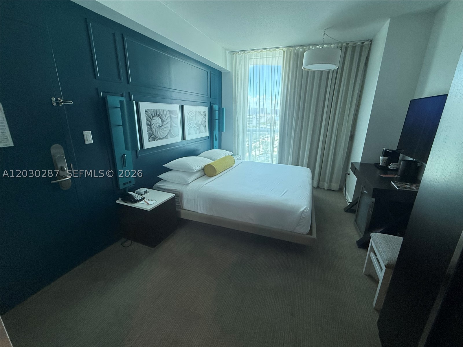 SOLE CONDO - Residential