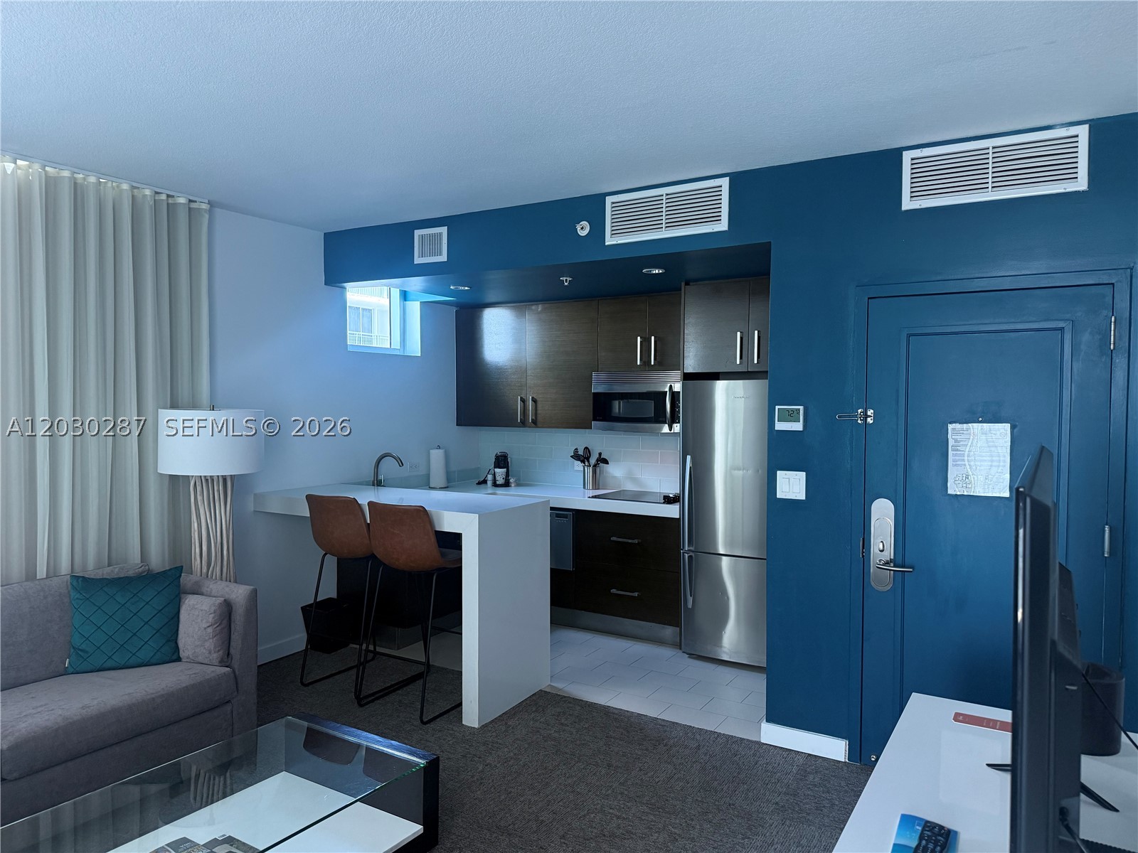 SOLE CONDO - Residential