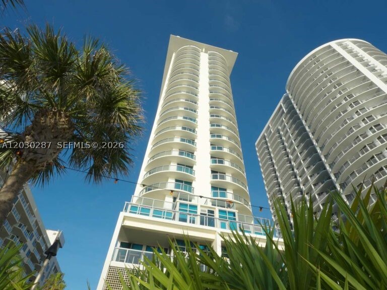 SOLE CONDO - Residential